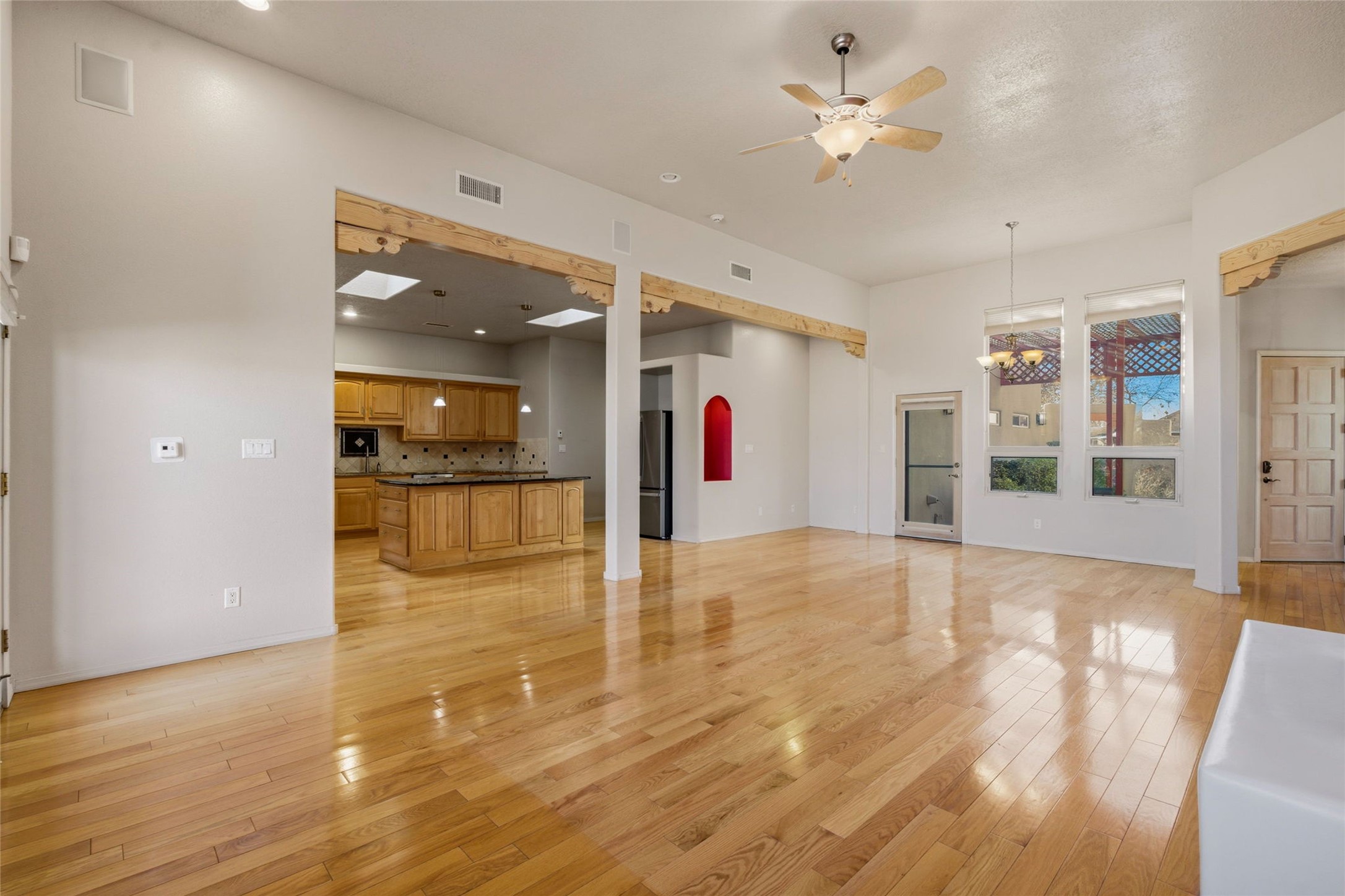  500 Laguna Seca Lane NW - 物件實景