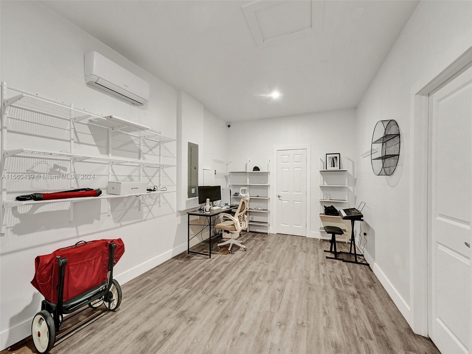 4334 Large Leaf Ln, Hollywood, Florida, 33021, United States, 6 Bedrooms Bedrooms, ,4 BathroomsBathrooms,Residential,For Sale,4334 Large Leaf Ln,1500872