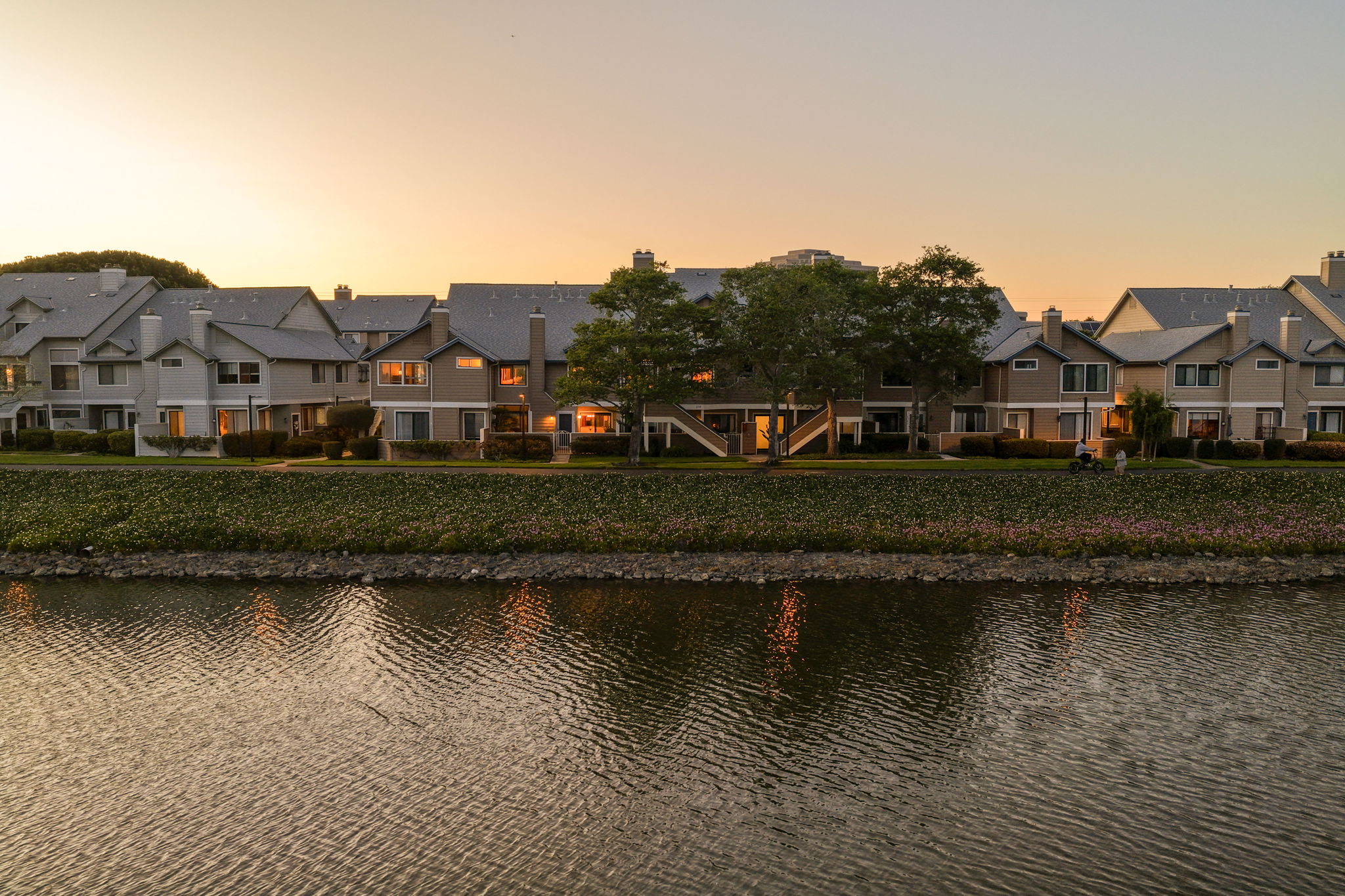  Waterfront Townhome-Style Condo - 物件實景
