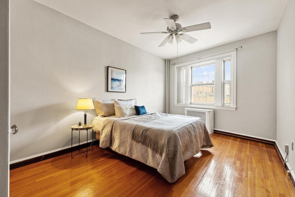 Cambridge, Massachusetts, 02140, United States, 2 Bedrooms Bedrooms, ,1 BathroomBathrooms,Residential,For Sale,1942143