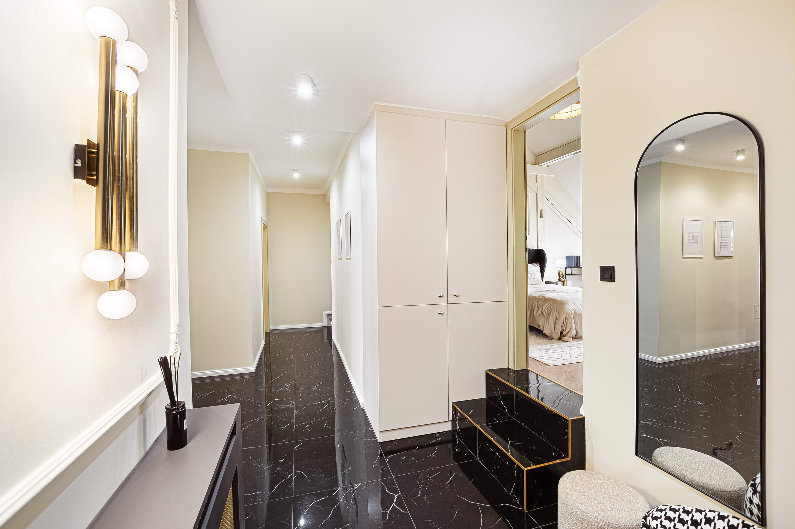  A Prestigious Residence at Szervita Square — Refined Urban Living in the Heart o - 物件實景