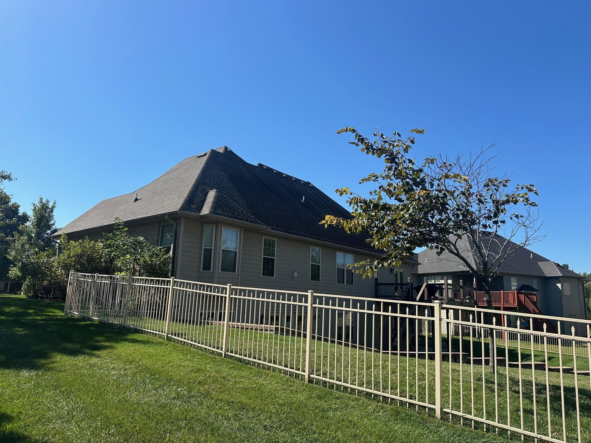 COLUMBIA, Missouri, 65203, United States, 4 Bedrooms Bedrooms, ,6 BathroomsBathrooms,Residential,For Sale,2013236