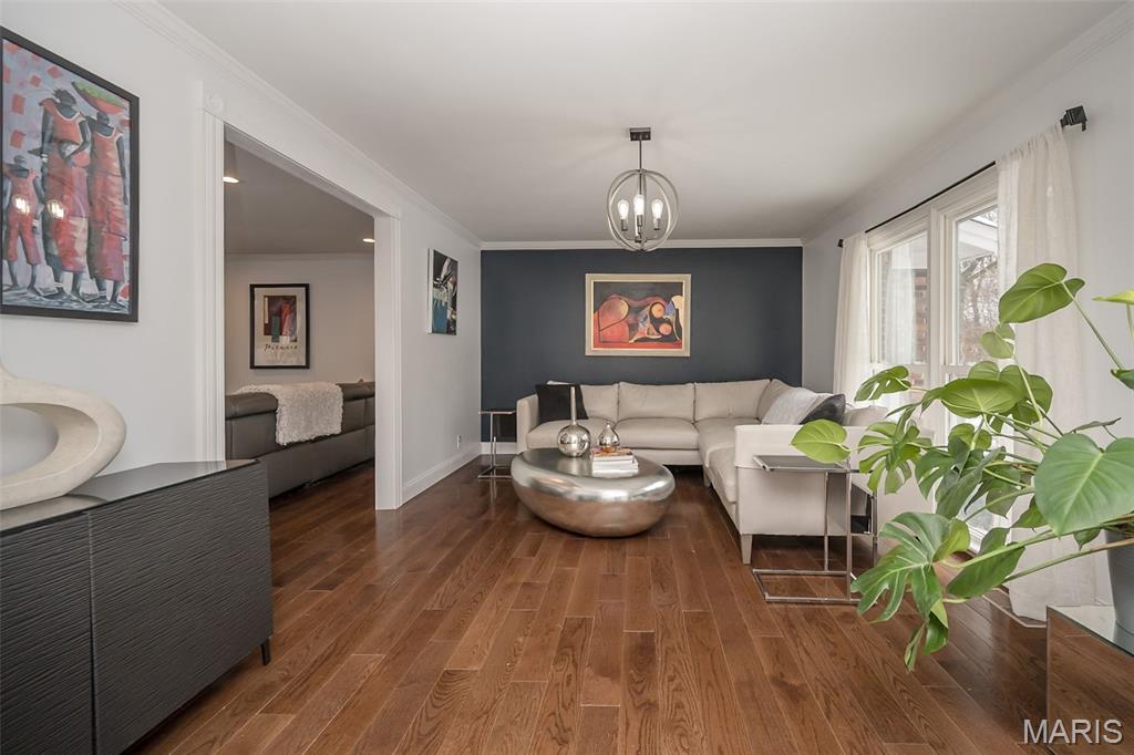 Chesterfield, Missouri, 63017, United States, 5 Bedrooms Bedrooms, ,4 BathroomsBathrooms,Residential,For Sale,2002009