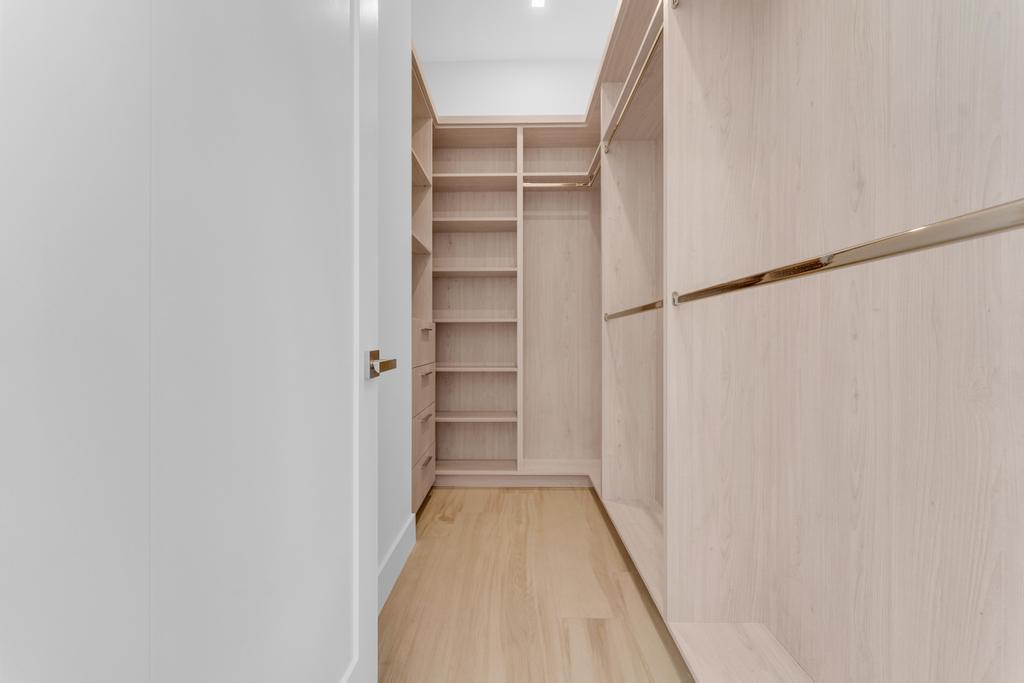 Delray Beach, Florida, 33444, United States, 4 Bedrooms Bedrooms, ,5 BathroomsBathrooms,Residential,For Sale,1974503