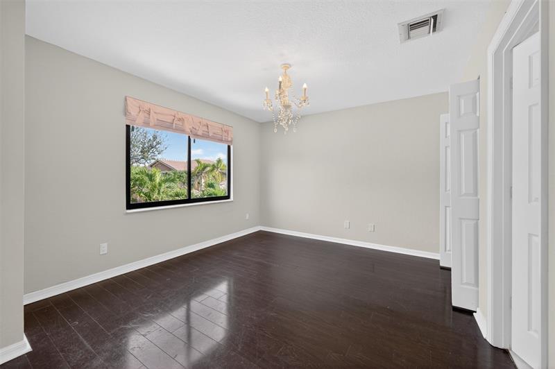 Weston, Florida, 33332, United States, 5 Bedrooms Bedrooms, ,4 BathroomsBathrooms,Residential,For Sale,2003132