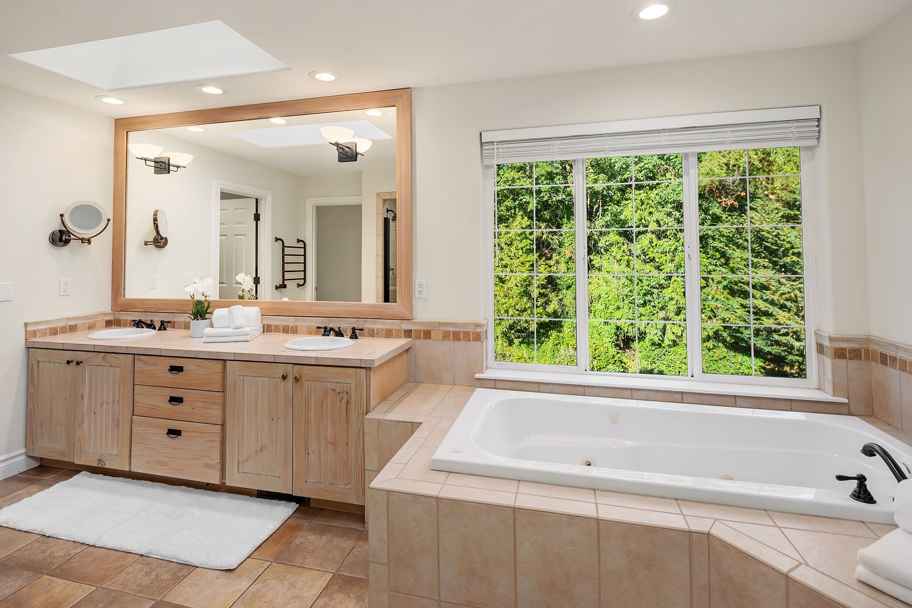  12022 NE 97th Street, Kirkland, WA 98033 - 物件實景
