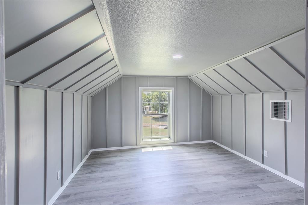 Woodway, Texas, 76712, United States, 4 Bedrooms Bedrooms, ,3 BathroomsBathrooms,Residential,For Sale,1981291