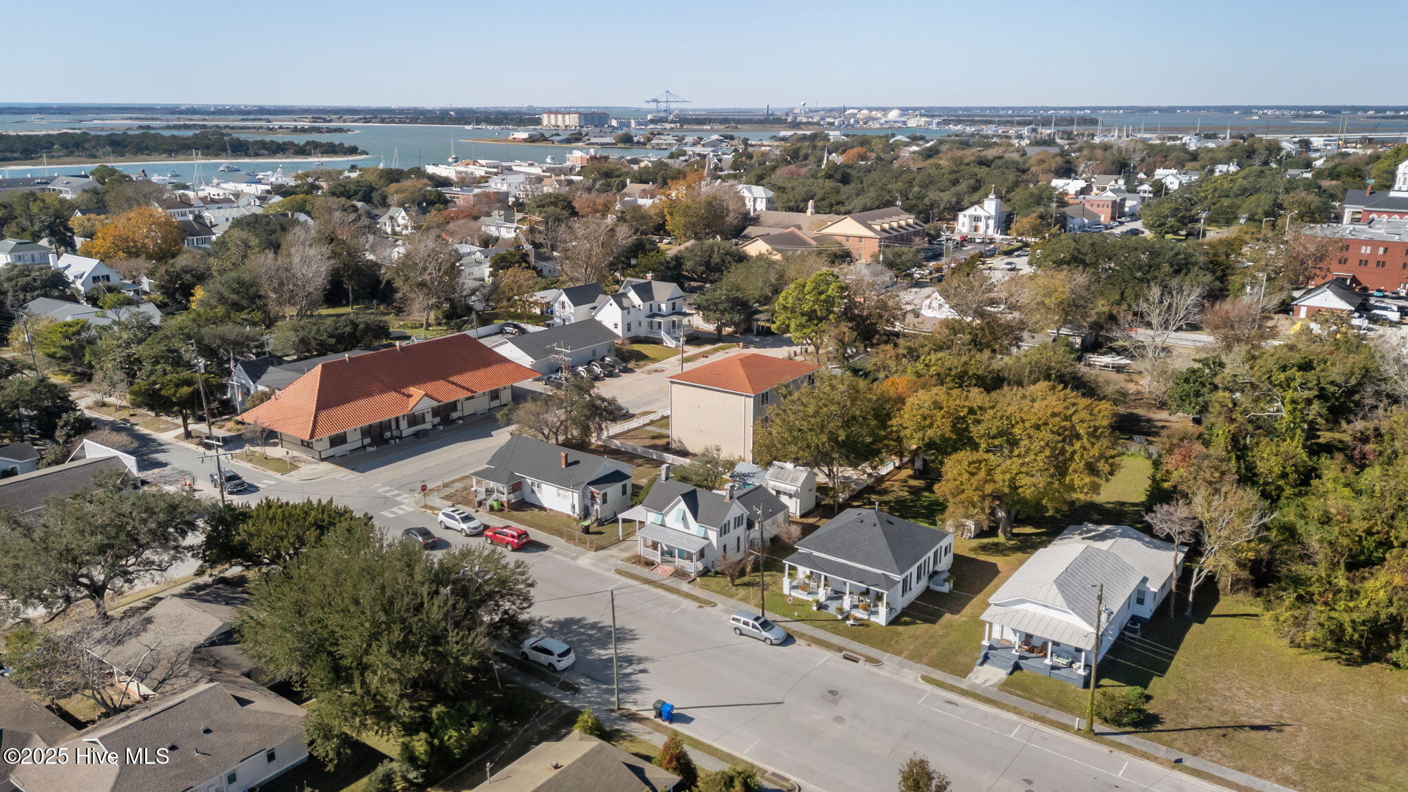 Beaufort, North Carolina, 28516, United States, 3 Bedrooms Bedrooms, ,2 BathroomsBathrooms,Residential,For Sale,1994463