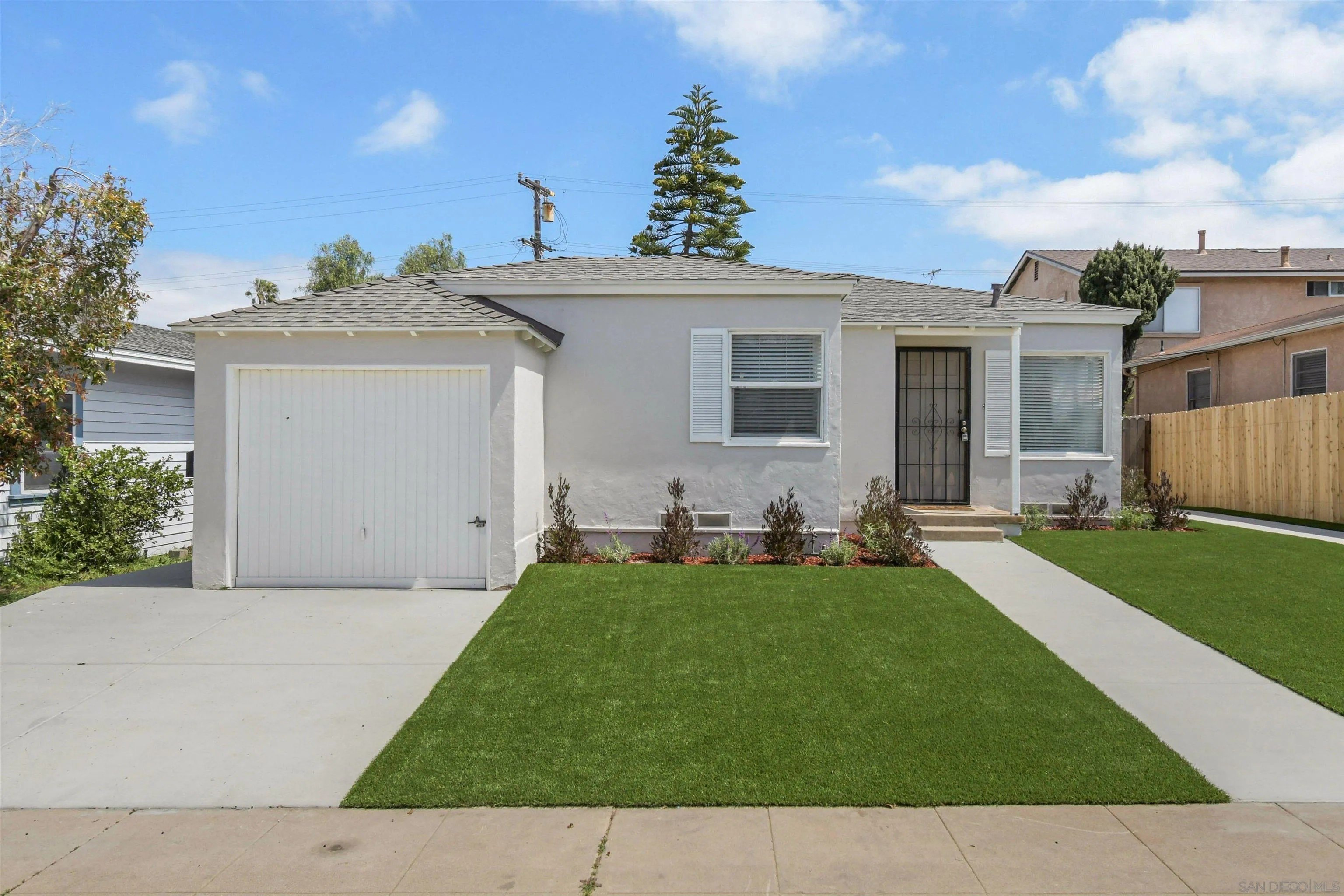 San Diego, California, 92107, United States, 4 Bedrooms Bedrooms, ,1 BathroomBathrooms,Residential,For Sale,1912111