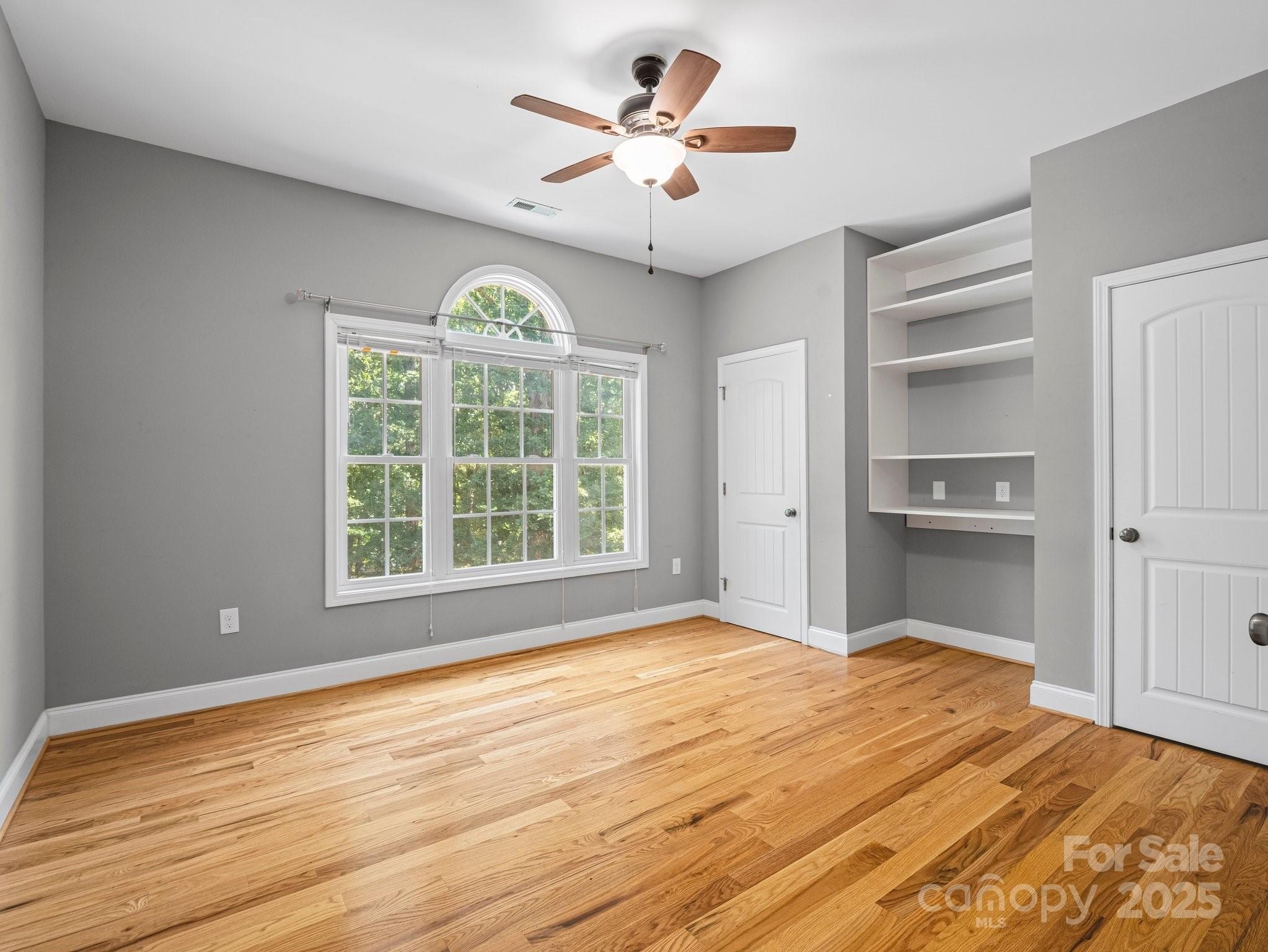 Lincolnton, North Carolina, 28092, United States, 4 Bedrooms Bedrooms, ,4 BathroomsBathrooms,Residential,For Sale,1864704