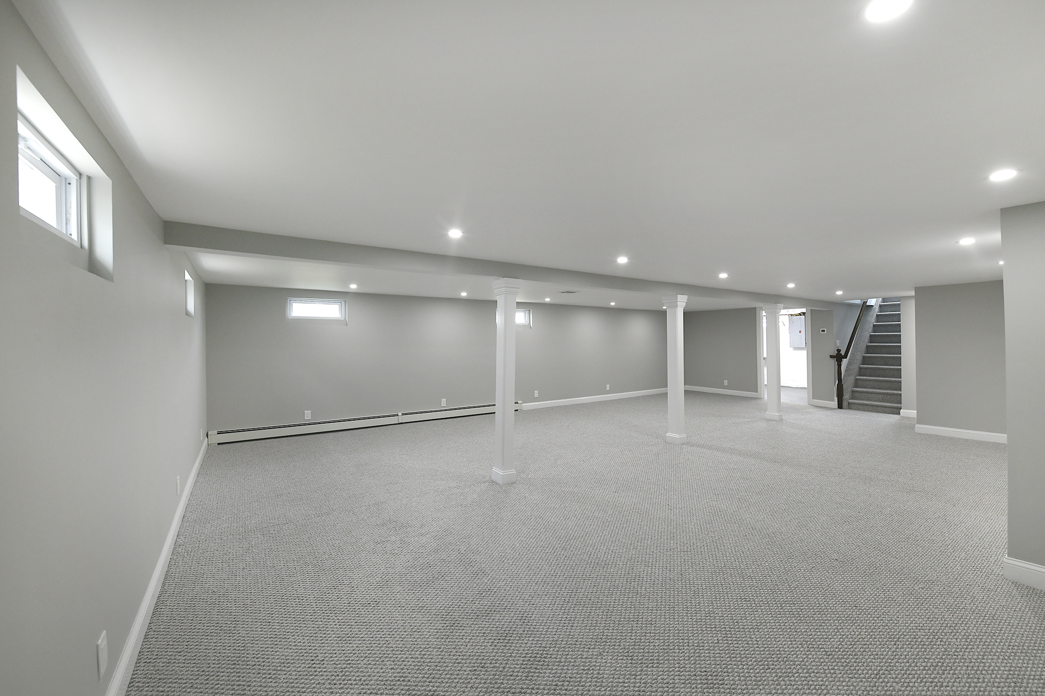 Farmingdale, New York, 11735, United States, 3 Bedrooms Bedrooms, ,2 BathroomsBathrooms,Residential,For Sale,1928376