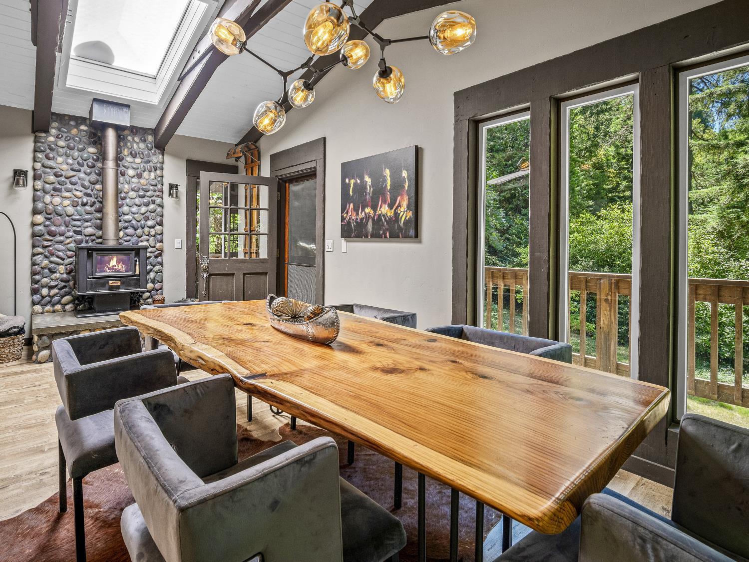 Placerville, California, 95667, United States, 4 Bedrooms Bedrooms, ,4 BathroomsBathrooms,Residential,For Sale,1881790