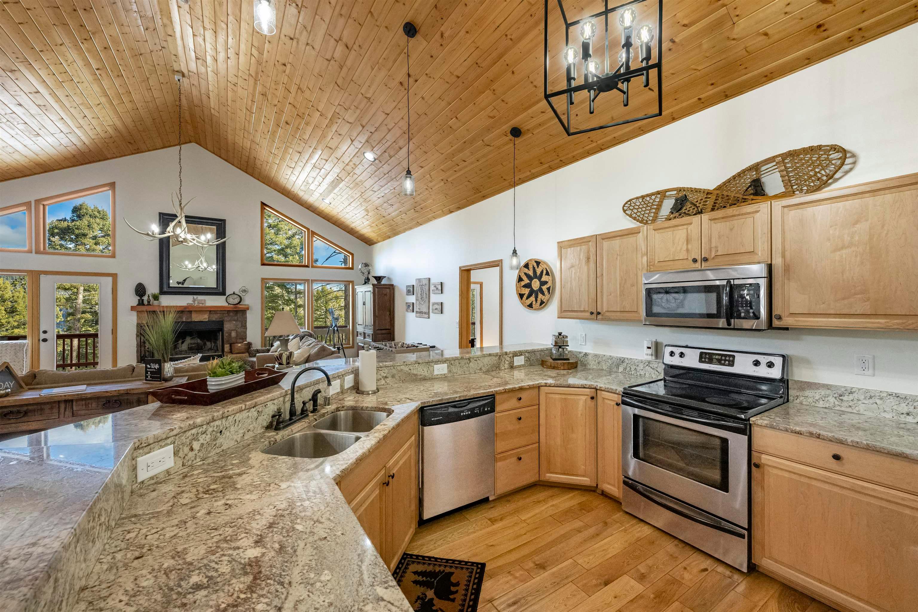 Angel Fire, New Mexico, 87710, United States, 3 Bedrooms Bedrooms, ,2 BathroomsBathrooms,Residential,For Sale,1917002