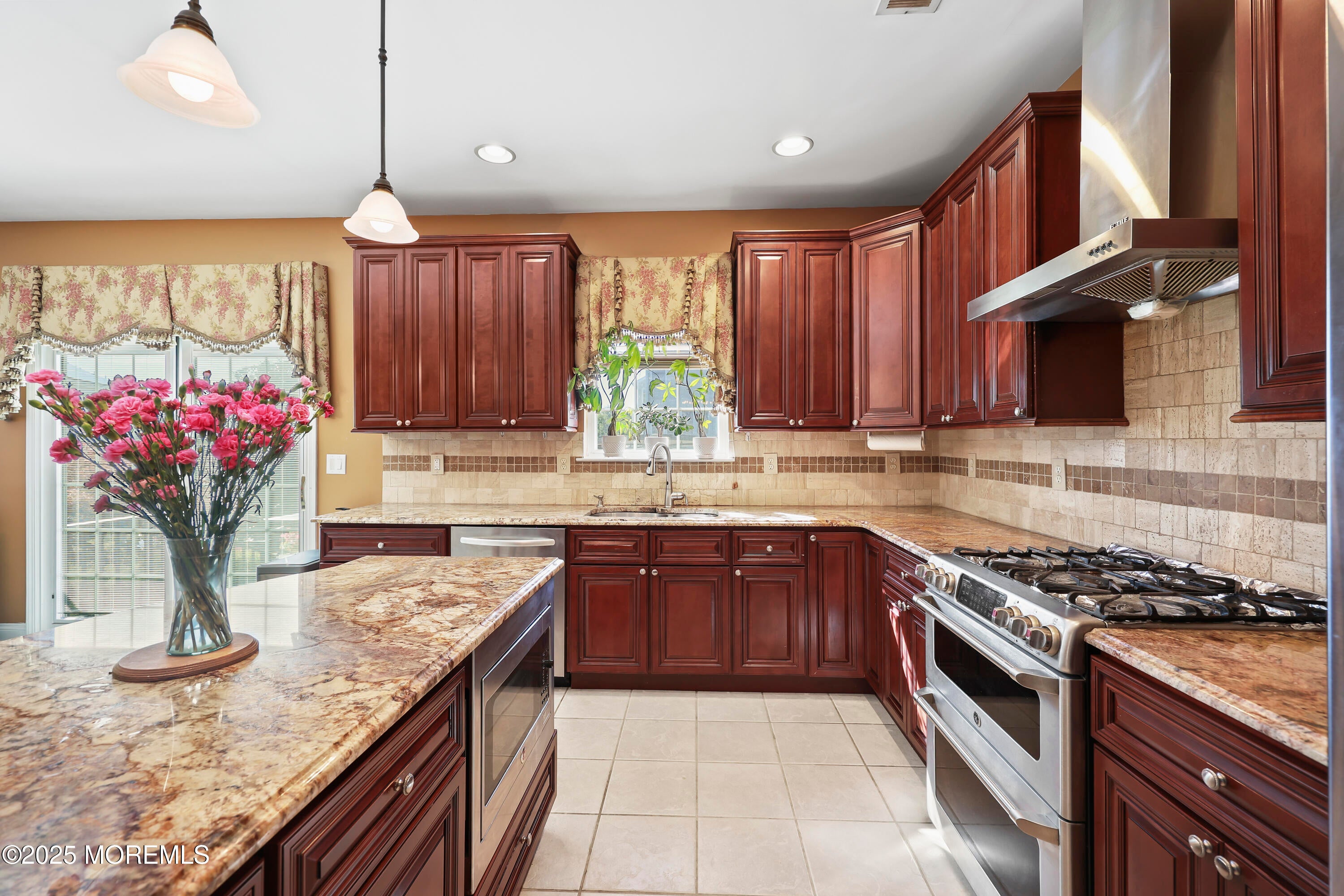 Freehold, New Jersey, 07728, United States, 5 Bedrooms Bedrooms, ,4 BathroomsBathrooms,Residential,For Sale,1983121