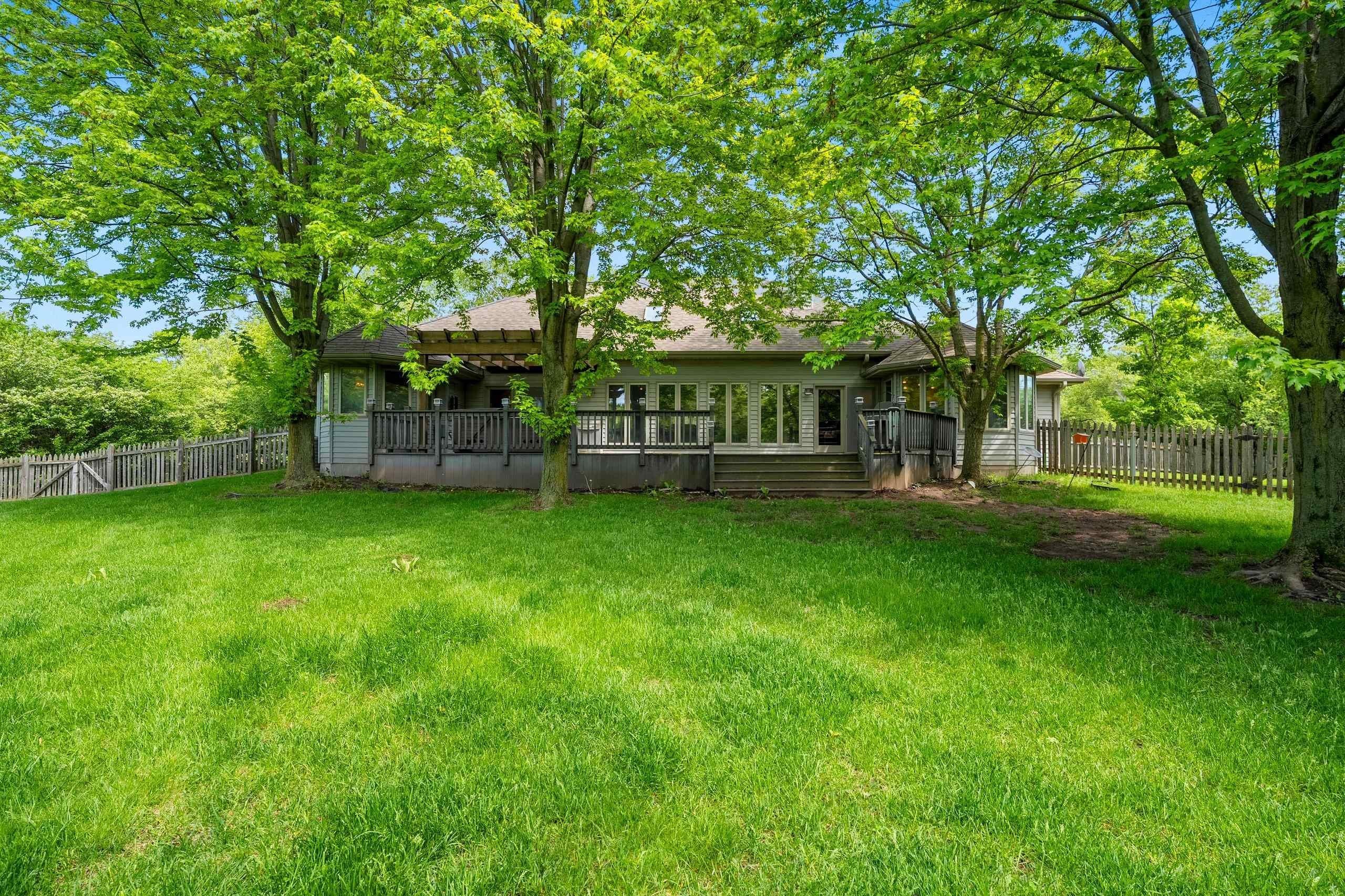 DE PERE, Wisconsin, 54115-9240, United States, 4 Bedrooms Bedrooms, ,4 BathroomsBathrooms,Residential,For Sale,2048017