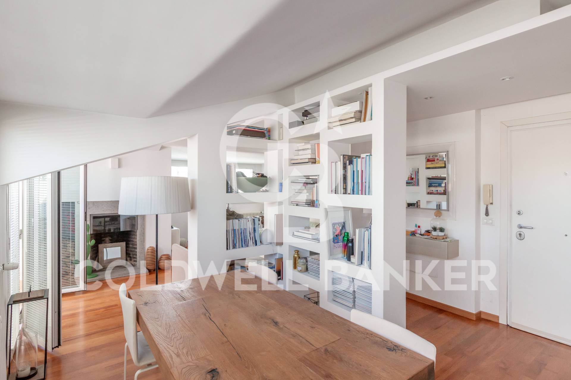 Roma, Roma, 00100, IT, 2 Bedrooms Bedrooms, ,2 BathroomsBathrooms,Residential,For Sale,1957562