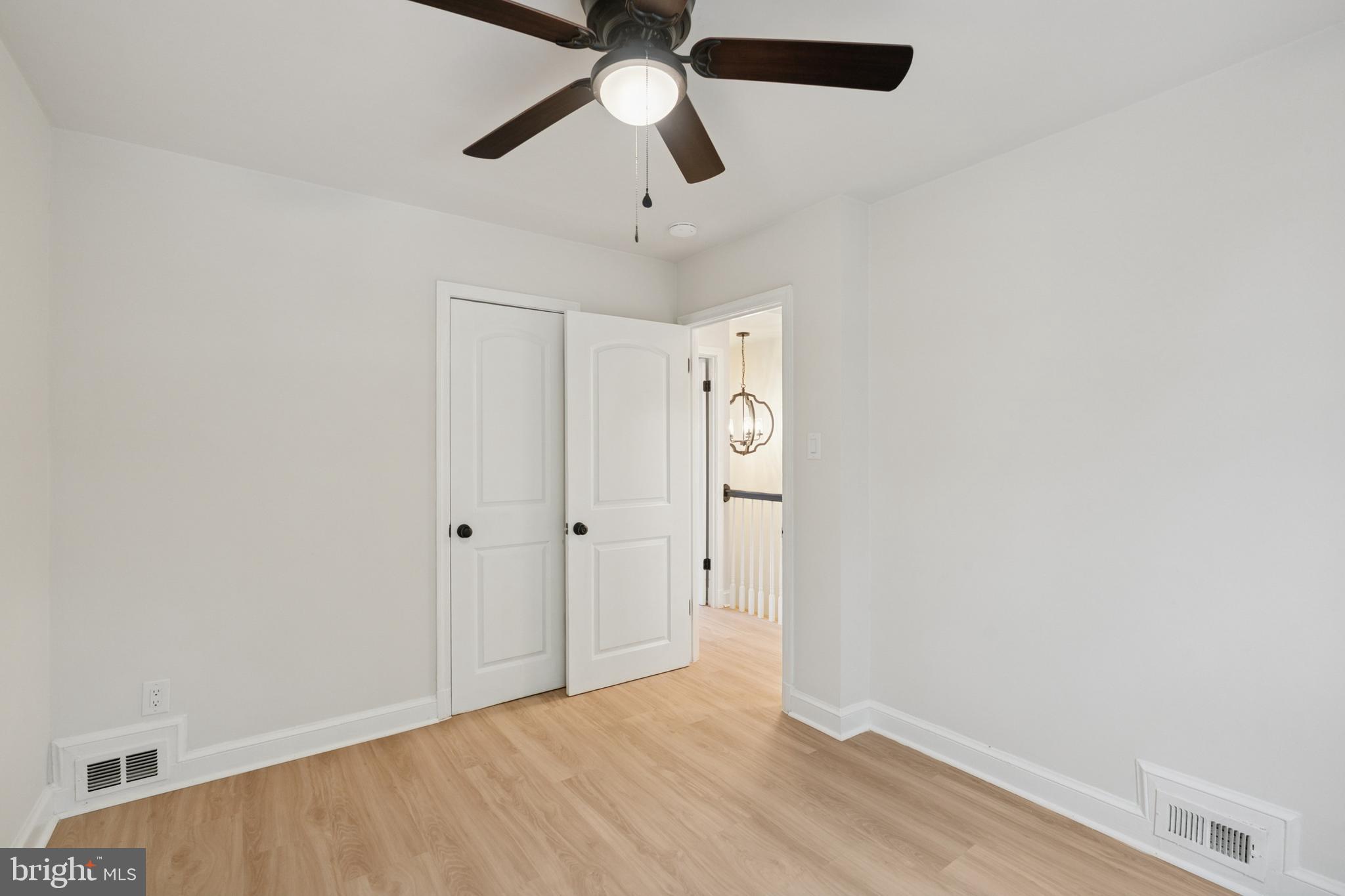 Alexandria, Virginia, 22305, United States, 2 Bedrooms Bedrooms, ,2 BathroomsBathrooms,Residential,For Sale,1944673