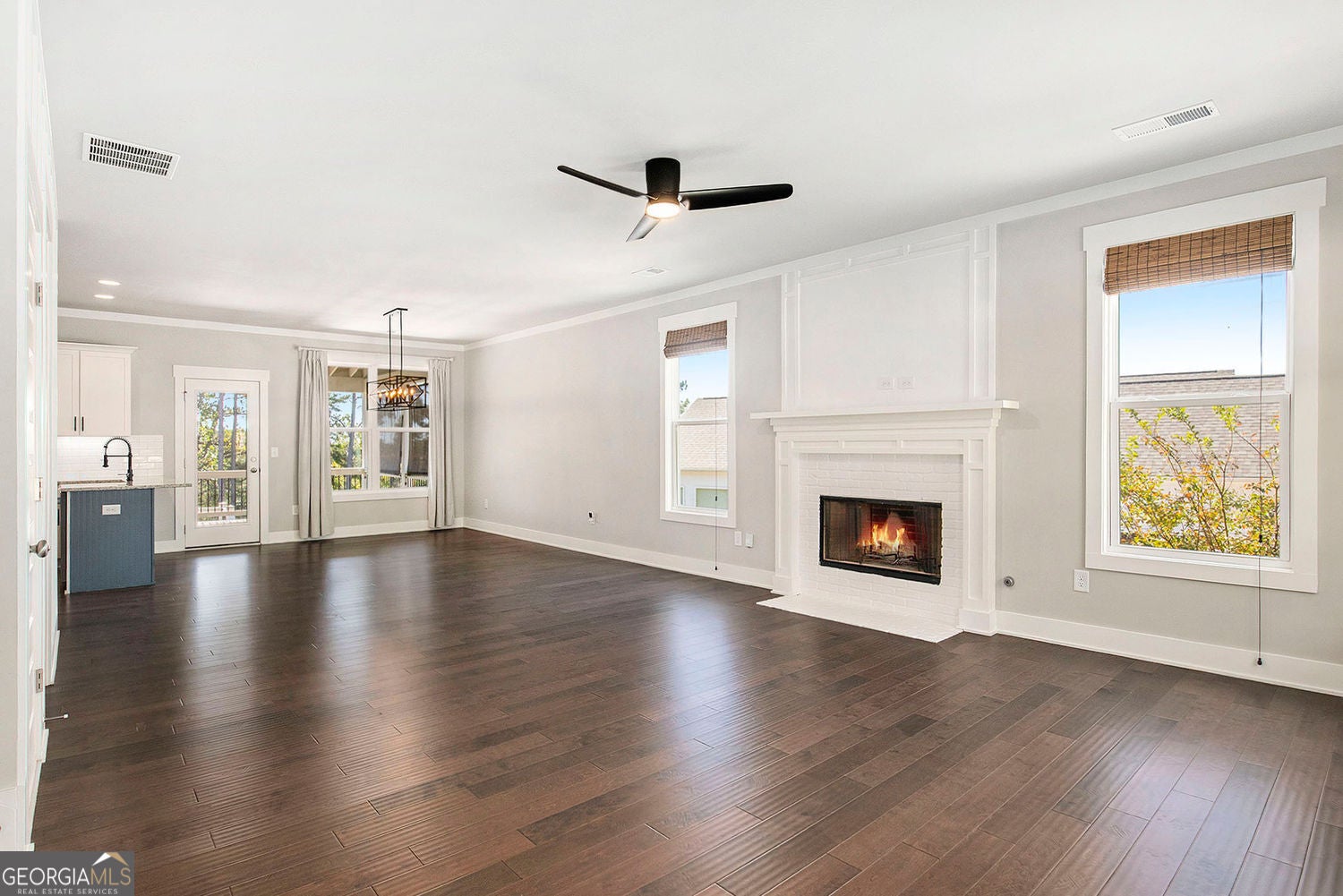 Gainesville, Georgia, 30506, United States, 3 Bedrooms Bedrooms, ,4 BathroomsBathrooms,Residential,For Sale,1965754