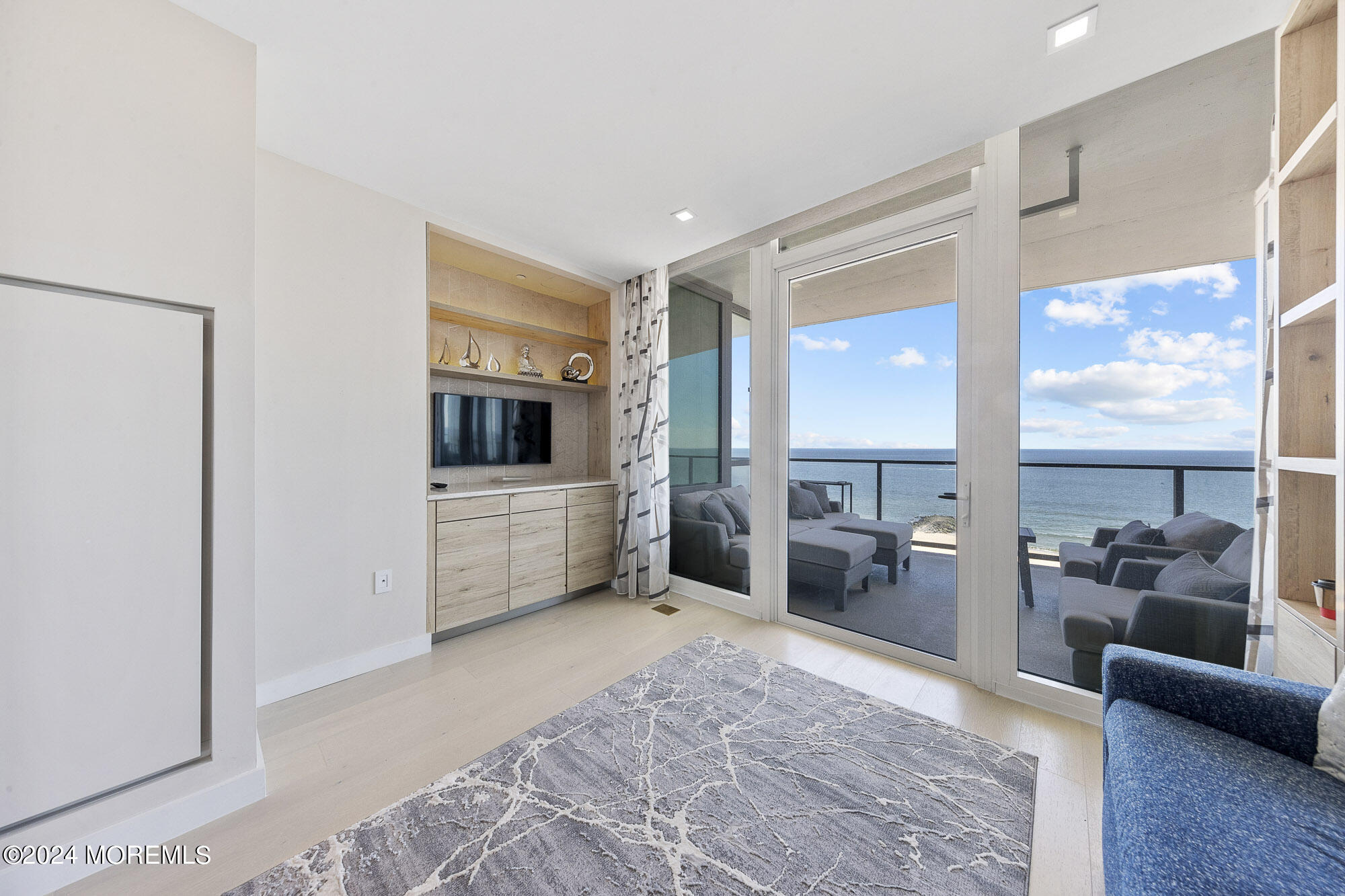 Asbury Park, New Jersey, 07712, United States, 3 Bedrooms Bedrooms, ,3 BathroomsBathrooms,Residential,For Sale,2003332