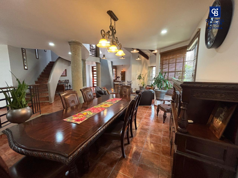 Centro, Tabasco, 86170, Mexico, 4 Bedrooms Bedrooms, ,5 BathroomsBathrooms,Residential,For Sale,1847447