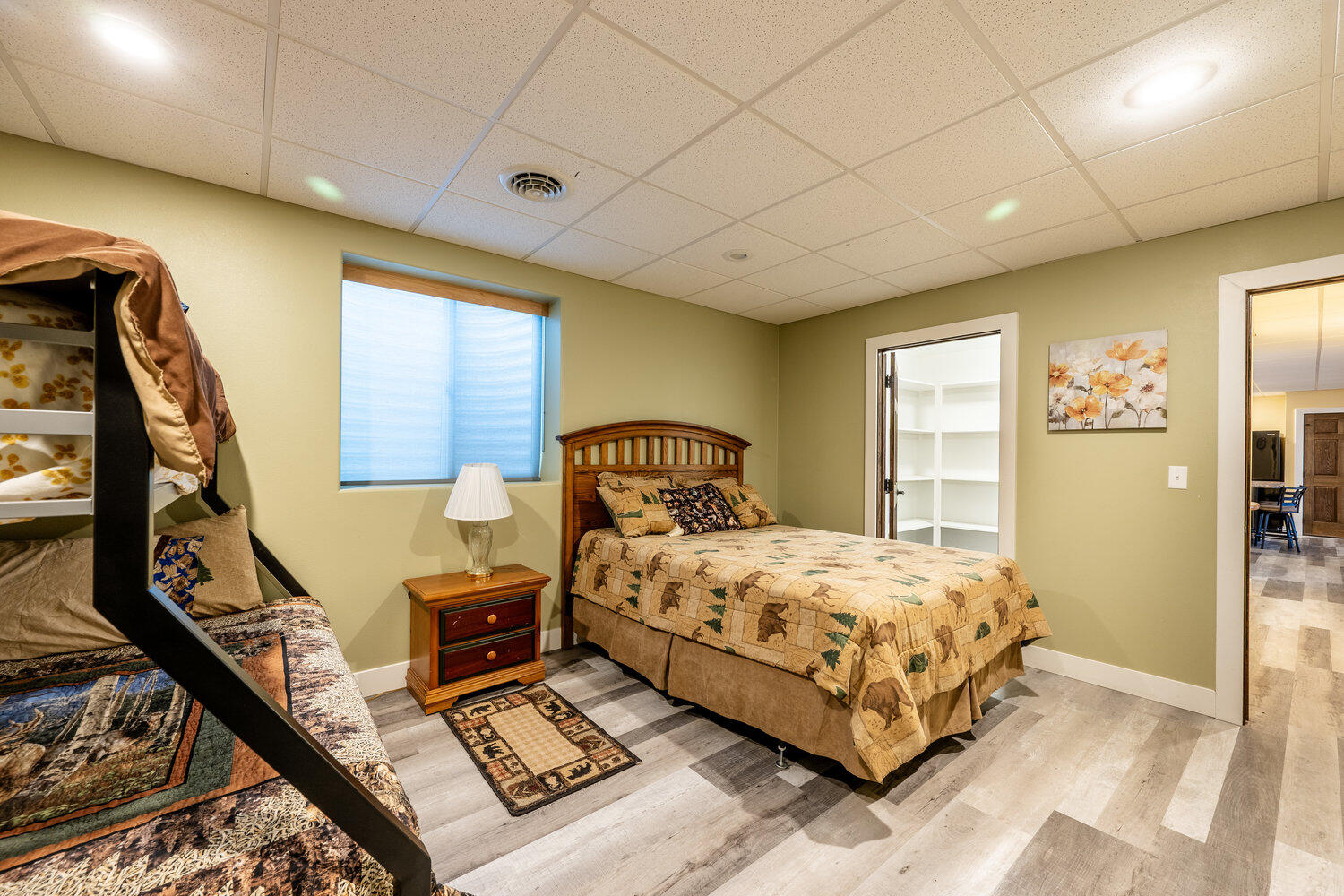 Buffalo, Wyoming, 82834, United States, 4 Bedrooms Bedrooms, ,4 BathroomsBathrooms,Residential,For Sale,1990981