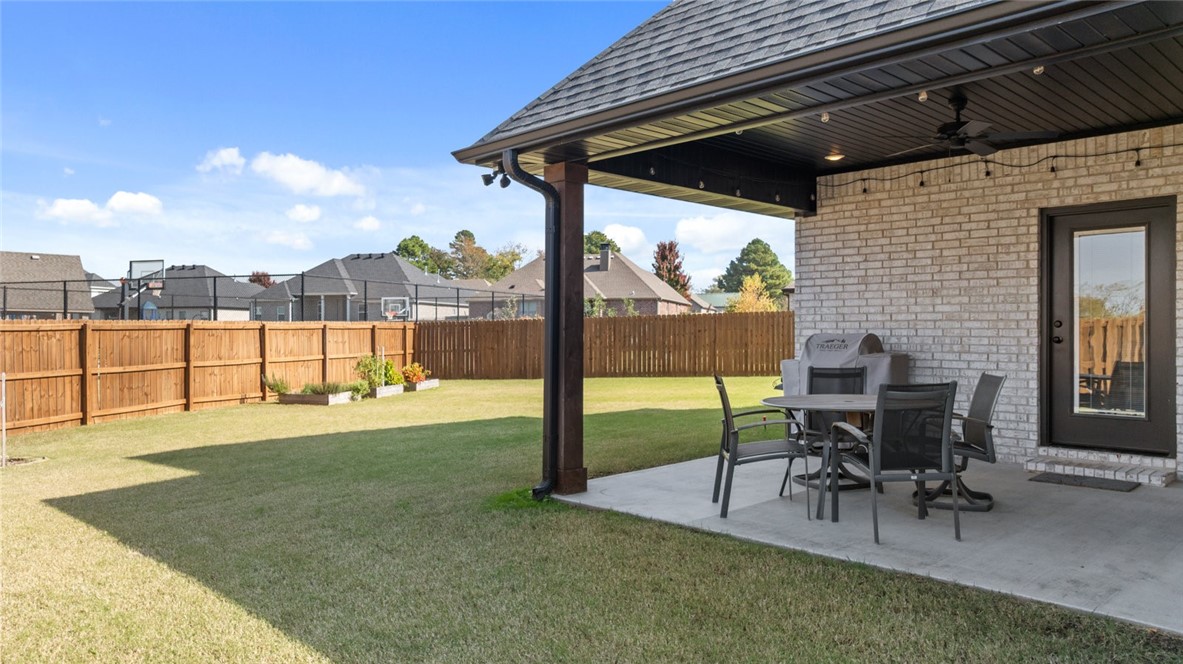 Bentonville, Arkansas, 72713, United States, 4 Bedrooms Bedrooms, ,3 BathroomsBathrooms,Residential,For Sale,1989403