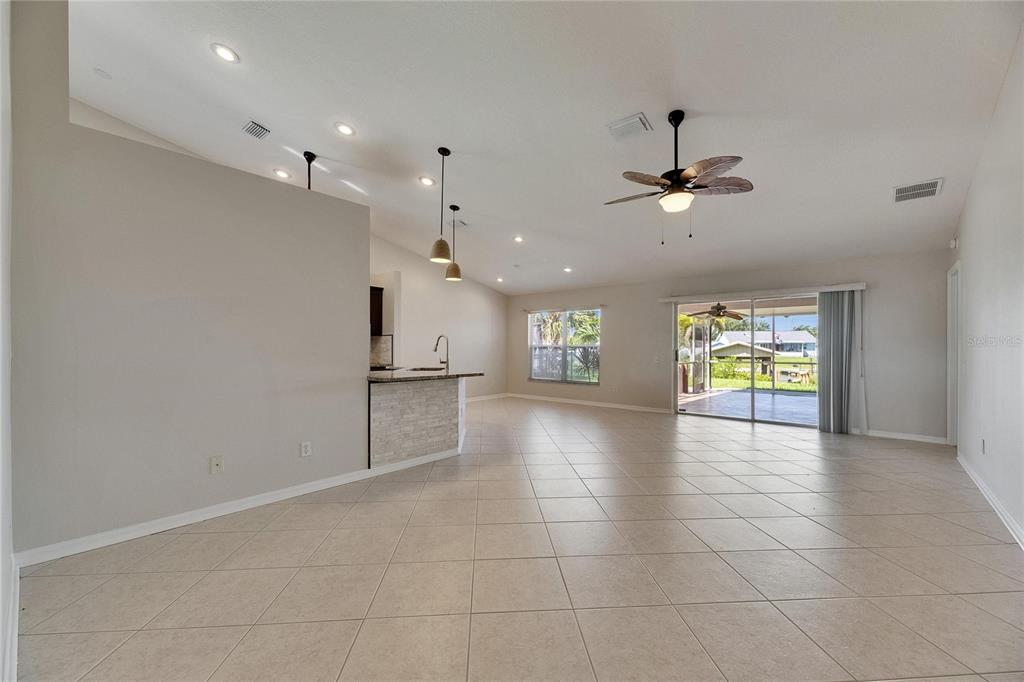 Apollo Beach, Florida, 33572, United States, 3 Bedrooms Bedrooms, ,2 BathroomsBathrooms,Residential,For Sale,1857606