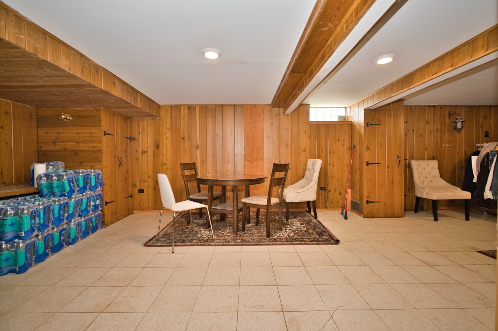 Lincolnwood, Illinois, 60712, United States, 3 Bedrooms Bedrooms, ,2 BathroomsBathrooms,Residential,For Sale,1863685