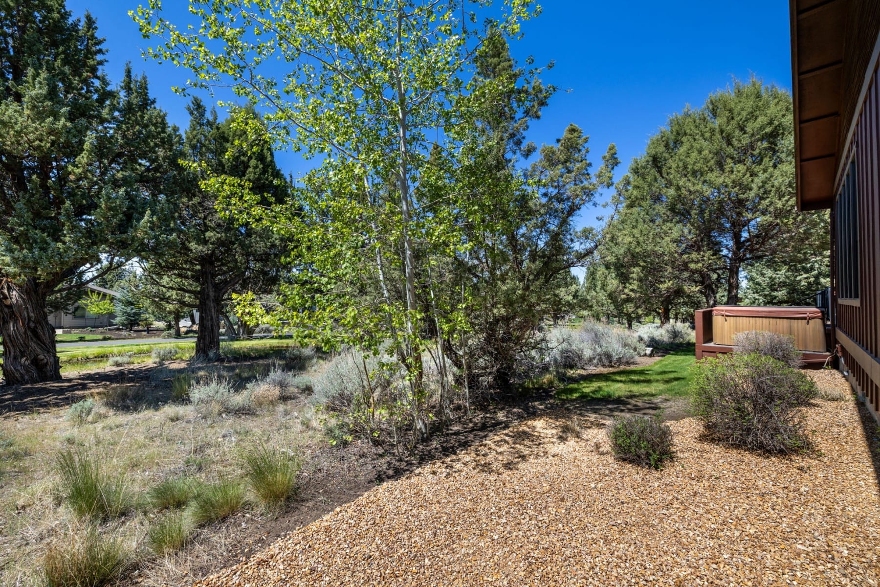  1144 Highland View Loop Redmond, OR 97756 - 物件實景