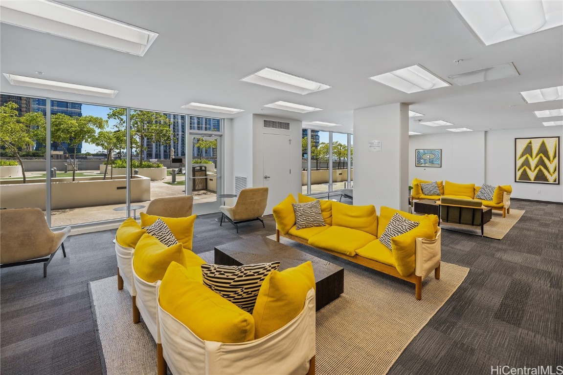 988 Halekauwila Street Unit 3304, Honolulu, Hawaii, 96814, United States, 3 Bedrooms Bedrooms, ,2 BathroomsBathrooms,Residential,For Sale,988 Halekauwila Street Unit 3304,1634686