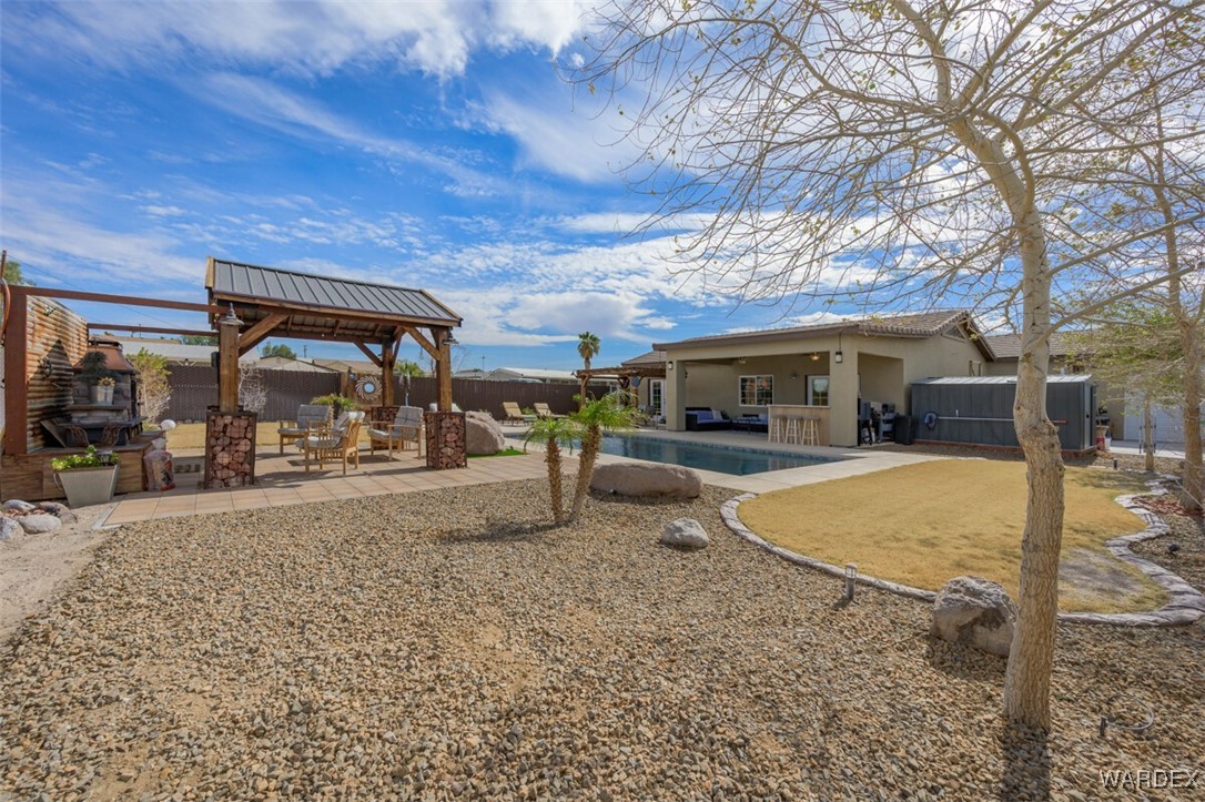 Bullhead City, Arizona, 86442, United States, 2 Bedrooms Bedrooms, ,Residential,For Sale,1912692