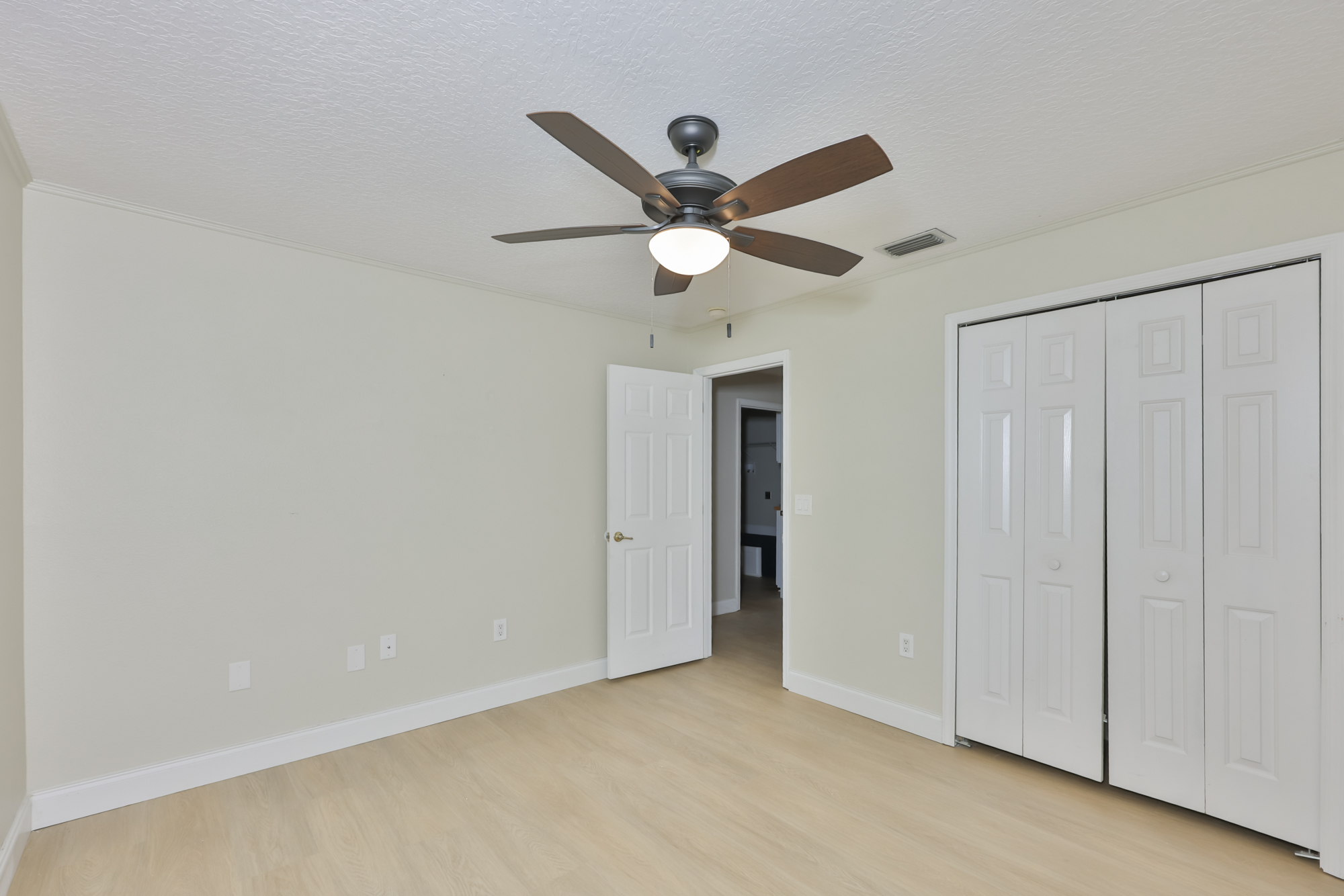 Tampa, Florida, 33647, United States, 4 Bedrooms Bedrooms, ,3 BathroomsBathrooms,Residential,For Sale,1982962