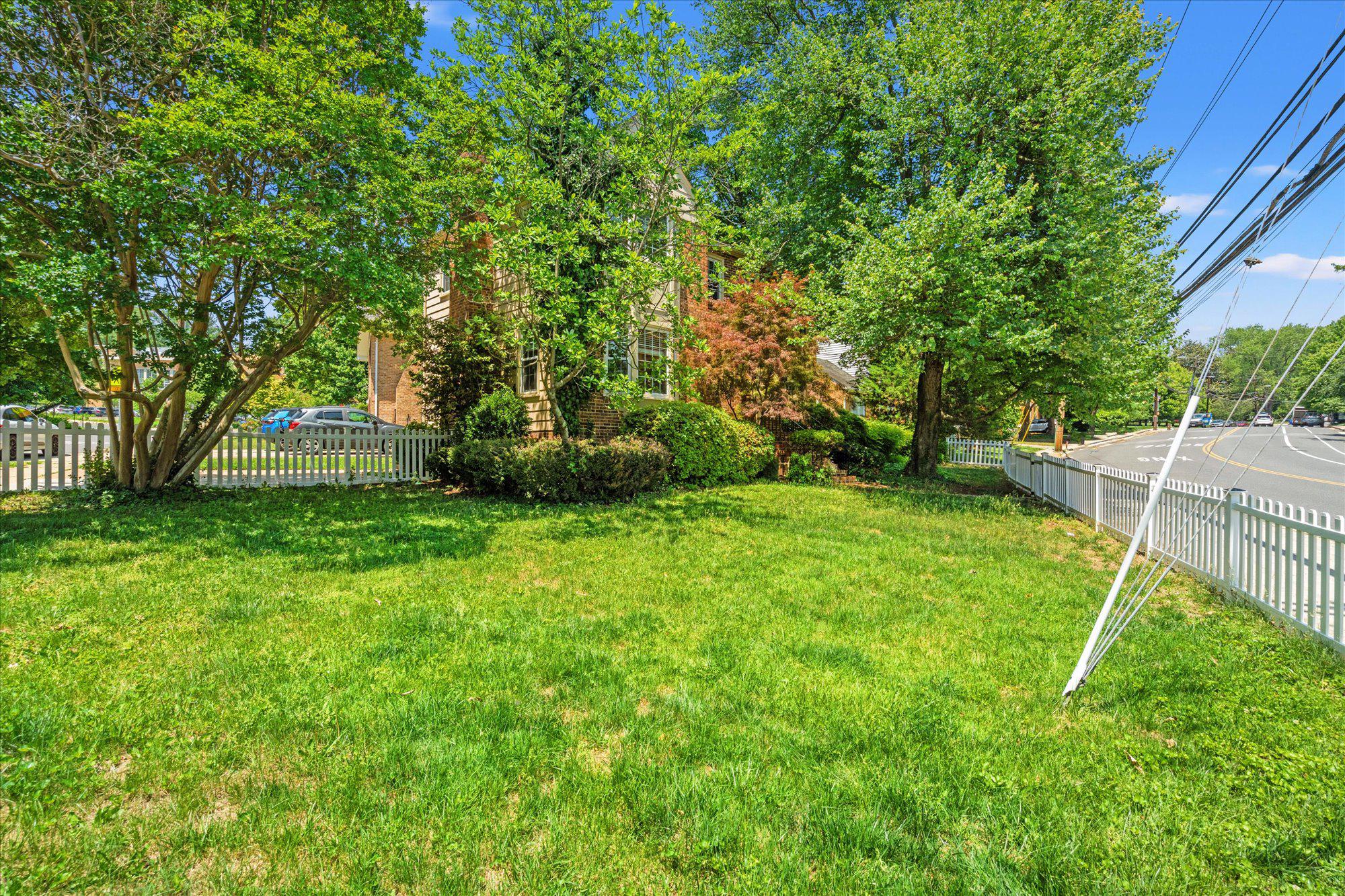  2232 Military Road, Arlington, VA, 22207 - 物件實景