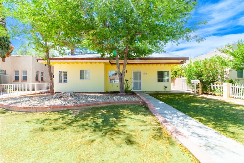 Lancaster, California, 93534, United States, ,Residential,For Sale,1904351