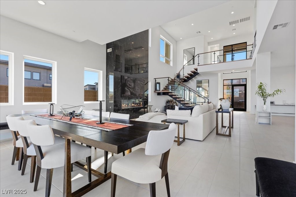 Las Vegas, Nevada, 89135, United States, 5 Bedrooms Bedrooms, ,6 BathroomsBathrooms,Residential,For Sale,1987610