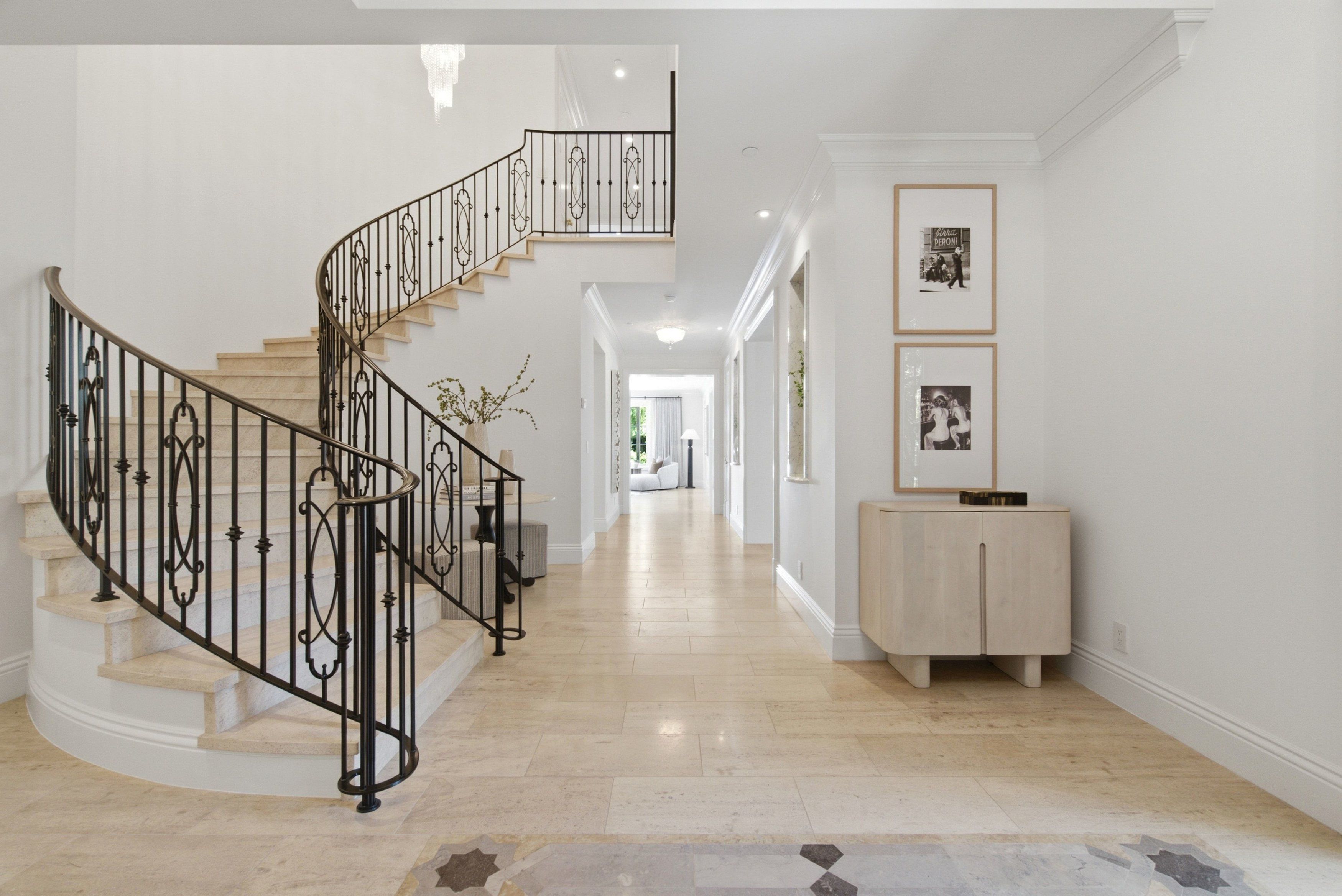  Beautifully Remodeled with Designer Finishes - 物件實景