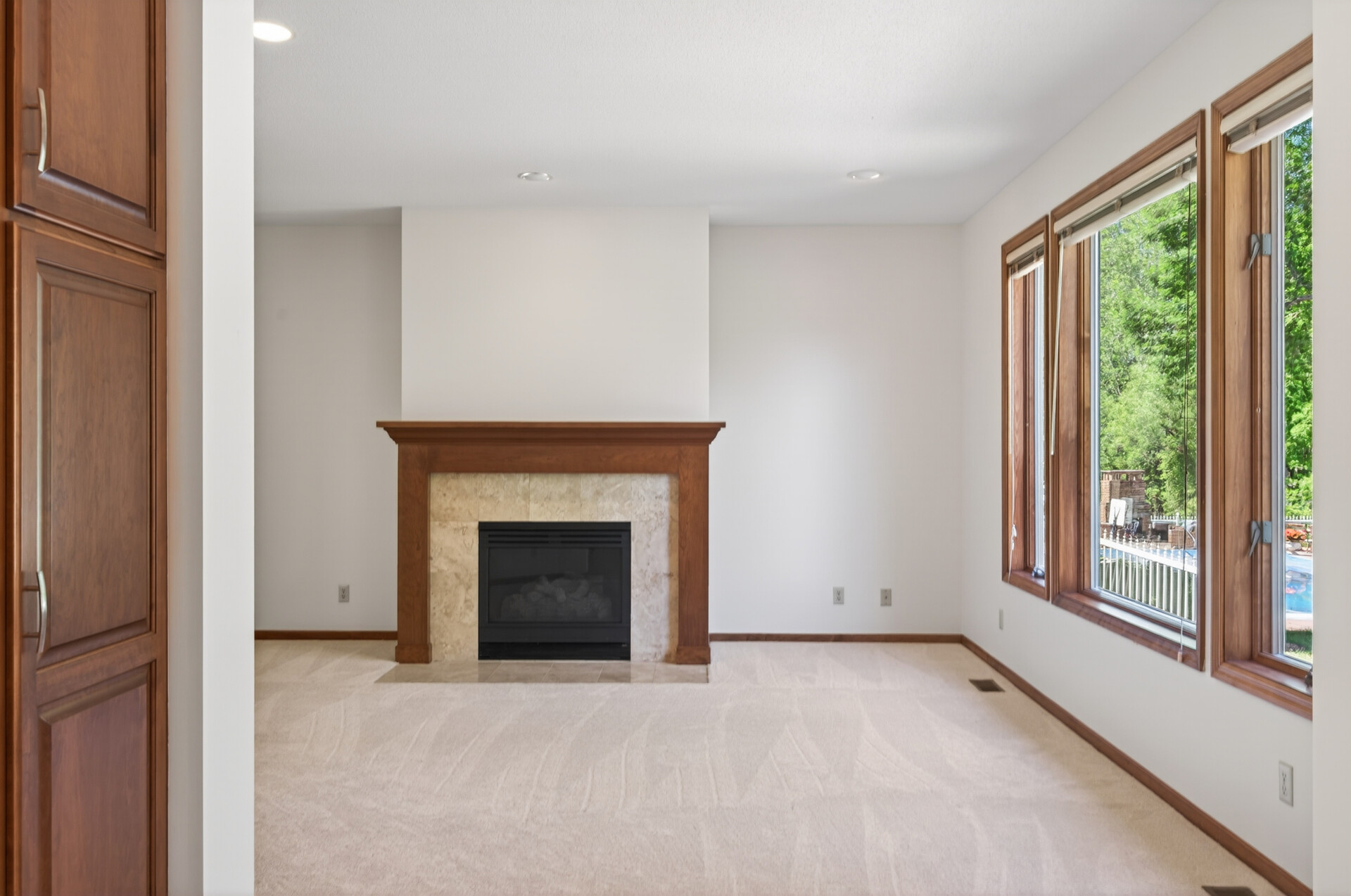  Luxury Lakeside Retreat in the Heart of Woodbury - 物件實景