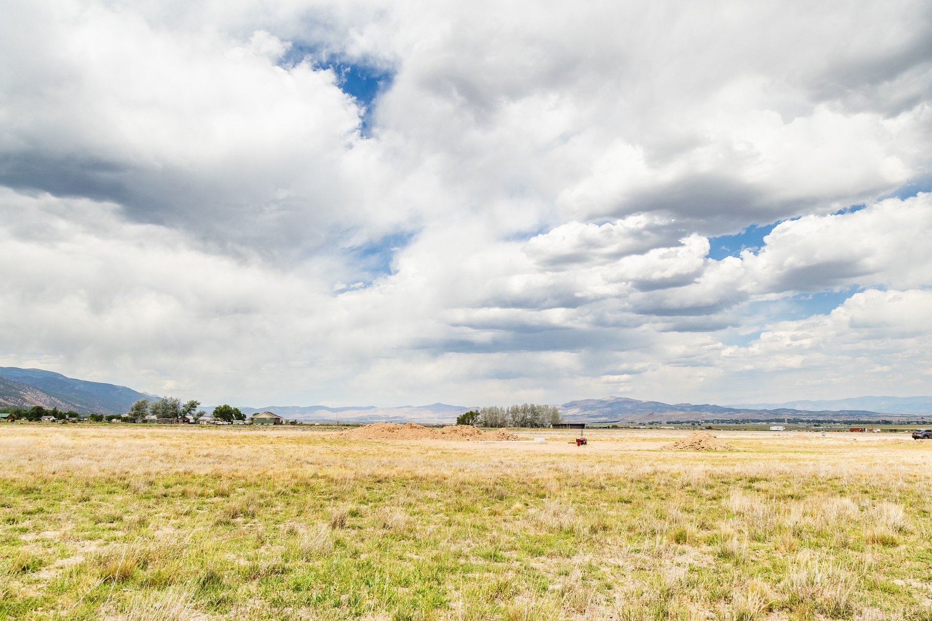  8.5-Acre Lots, No HOA, Stunning Horseshoe Mountain Views - 物件實景