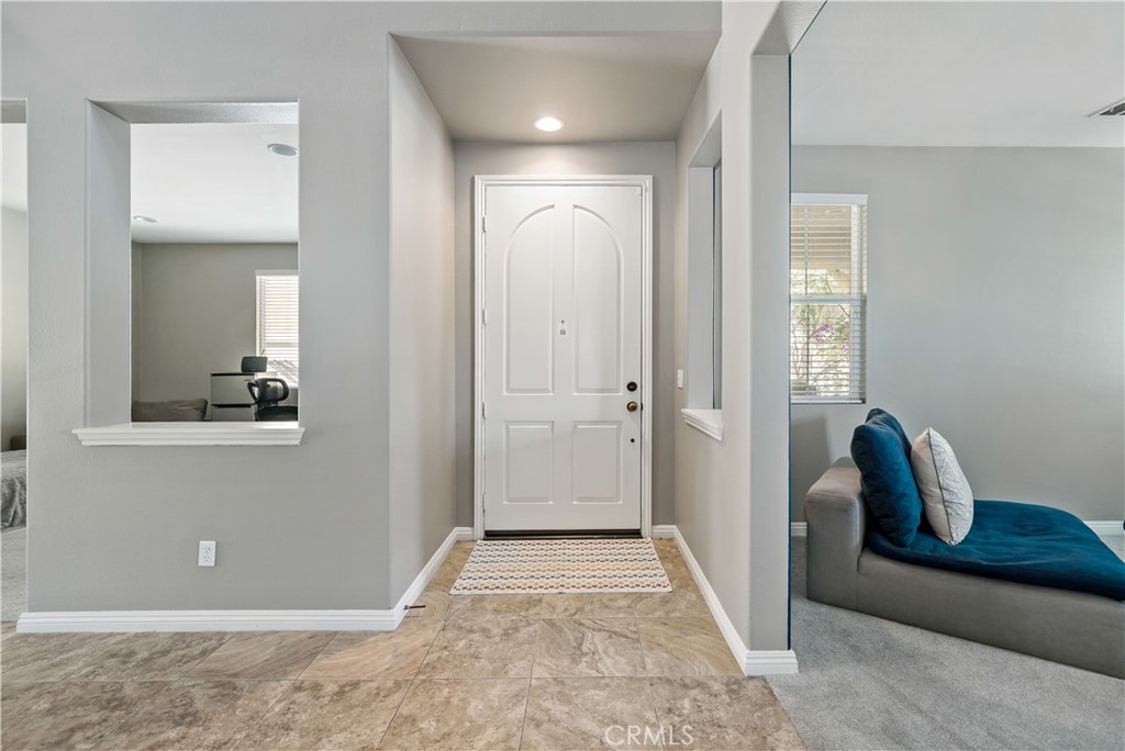 Lake Elsinore, California, 92530, United States, 5 Bedrooms Bedrooms, ,3 BathroomsBathrooms,Residential,For Sale,1881678