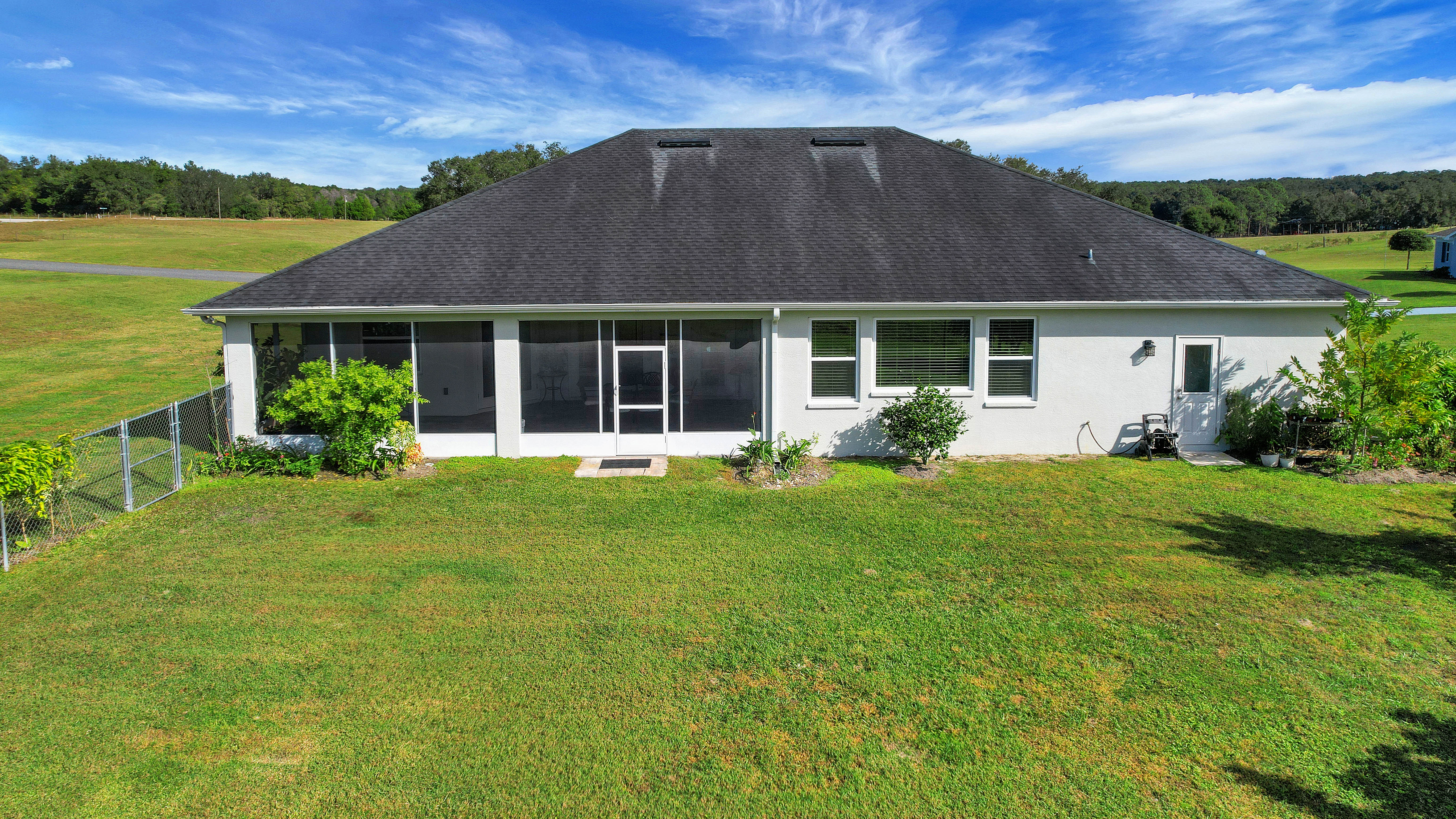 Lady Lake, Florida, 32159, United States, 4 Bedrooms Bedrooms, ,3 BathroomsBathrooms,Residential,For Sale,2005730