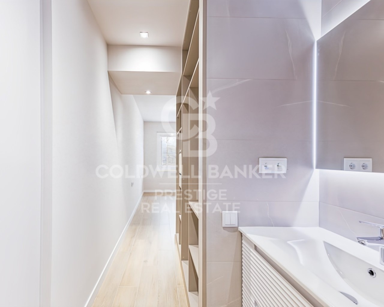 Barcelona, Catalonia, ES, 2 Bedrooms Bedrooms, ,2 BathroomsBathrooms,Residential,For Sale,1737328