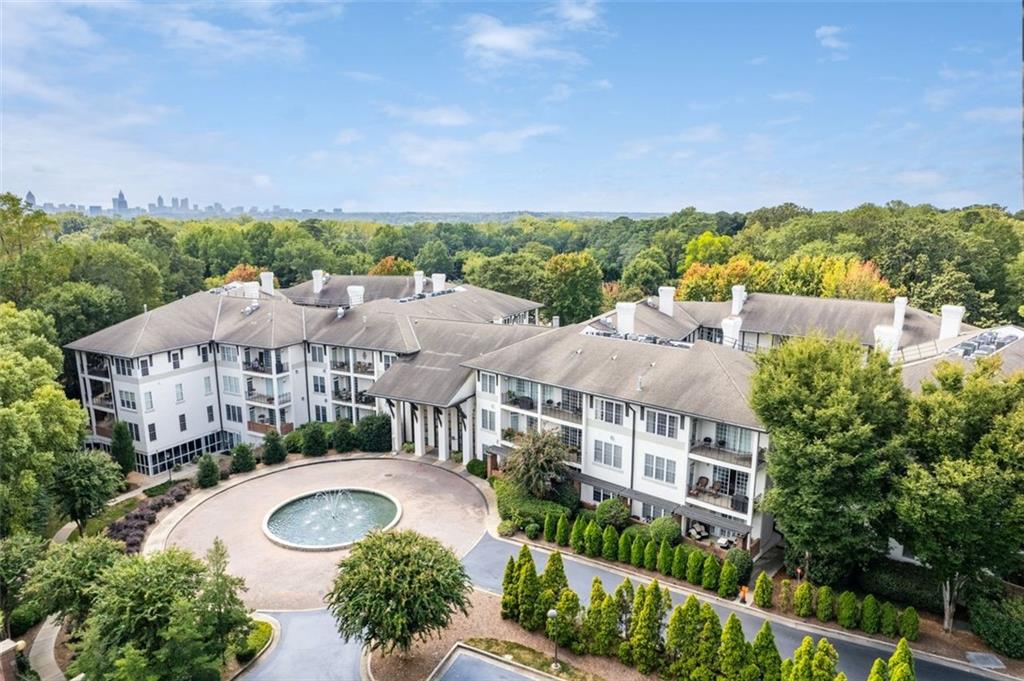 Atlanta, Georgia, 30327, United States, 2 Bedrooms Bedrooms, ,3 BathroomsBathrooms,Residential,For Sale,1895393