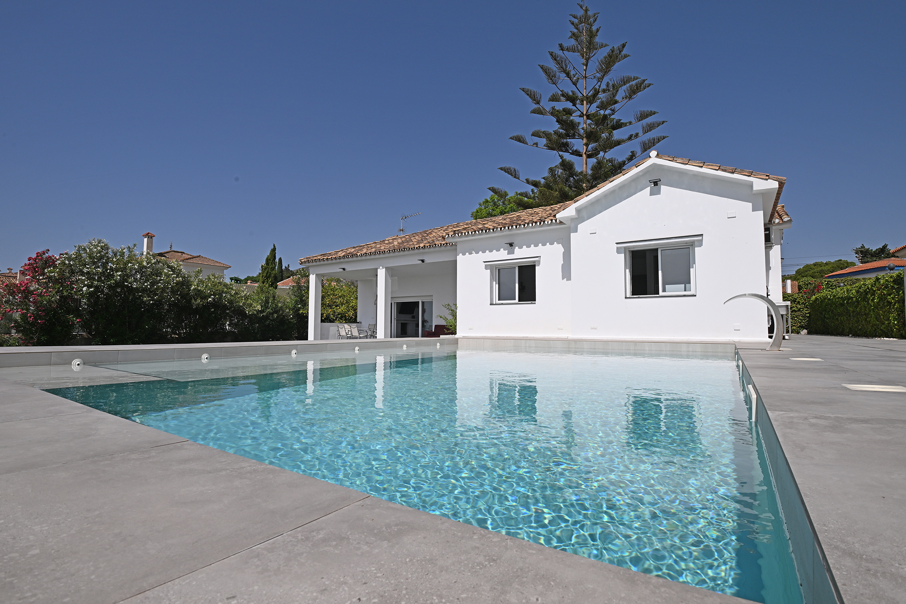  Single-level sea-view villa near Málaga - 物件實景