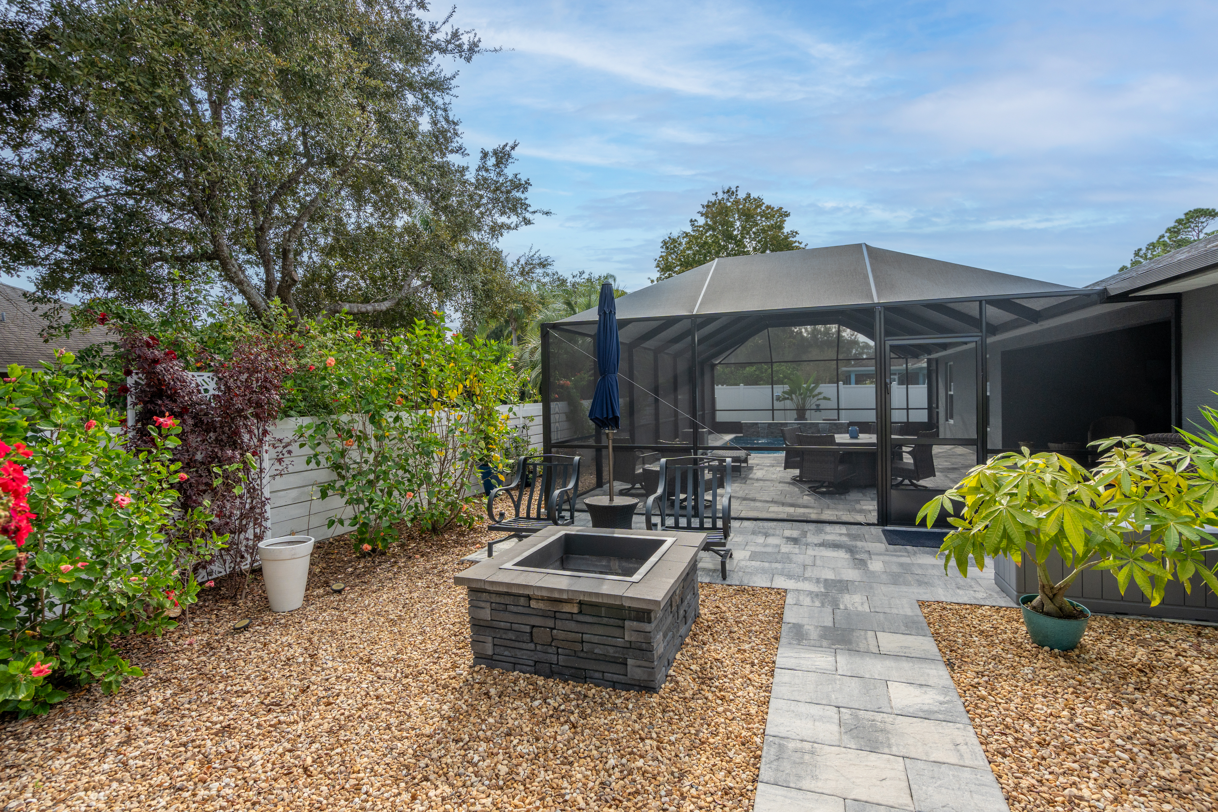 Palm Coast, Florida, 32164, United States, 4 Bedrooms Bedrooms, ,2 BathroomsBathrooms,Residential,For Sale,1992399