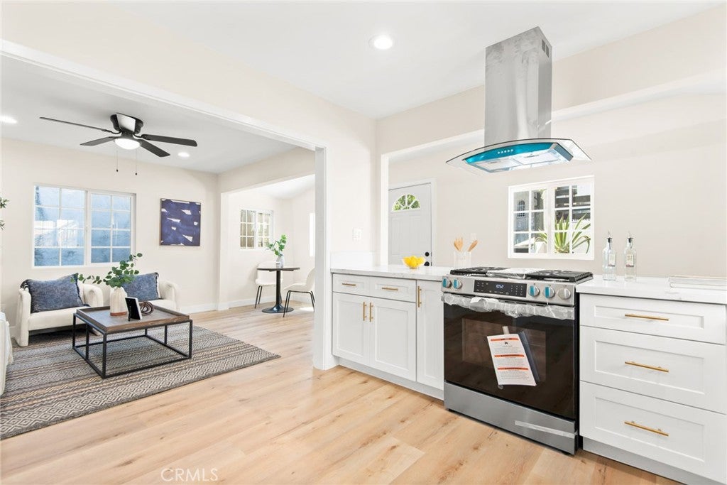 Los Angeles, California, 90063, United States, 3 Bedrooms Bedrooms, ,1 BathroomBathrooms,Residential,For Sale,1729506