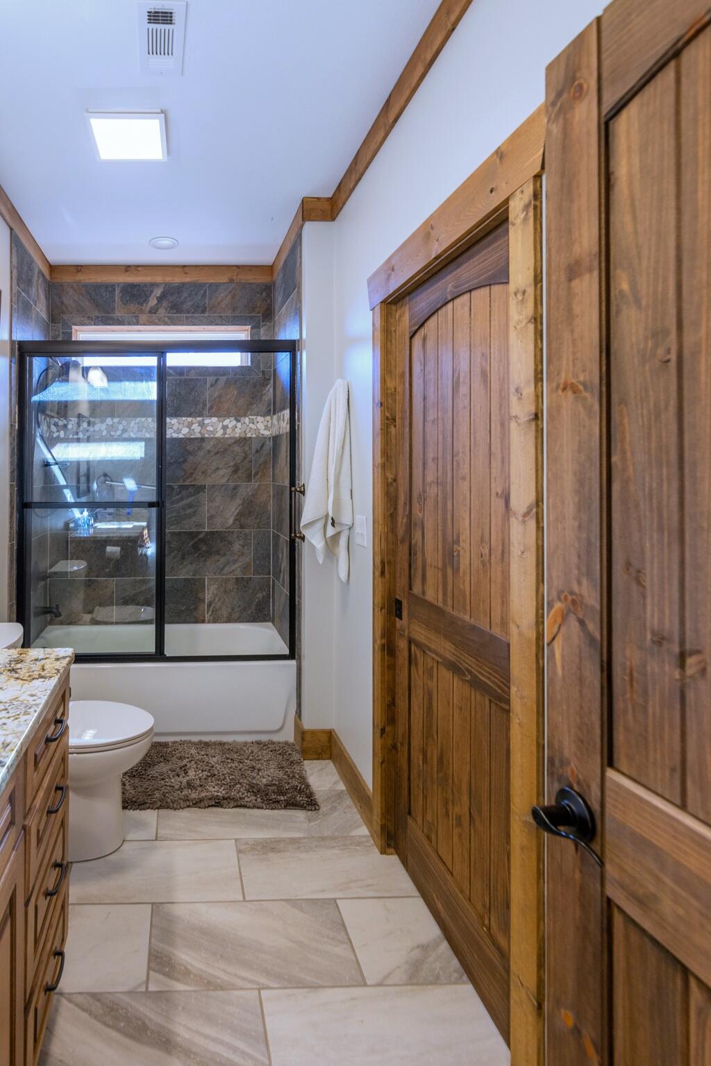 Graysville, Tennessee, 37338, United States, 3 Bedrooms Bedrooms, ,3 BathroomsBathrooms,Residential,For Sale,1995165