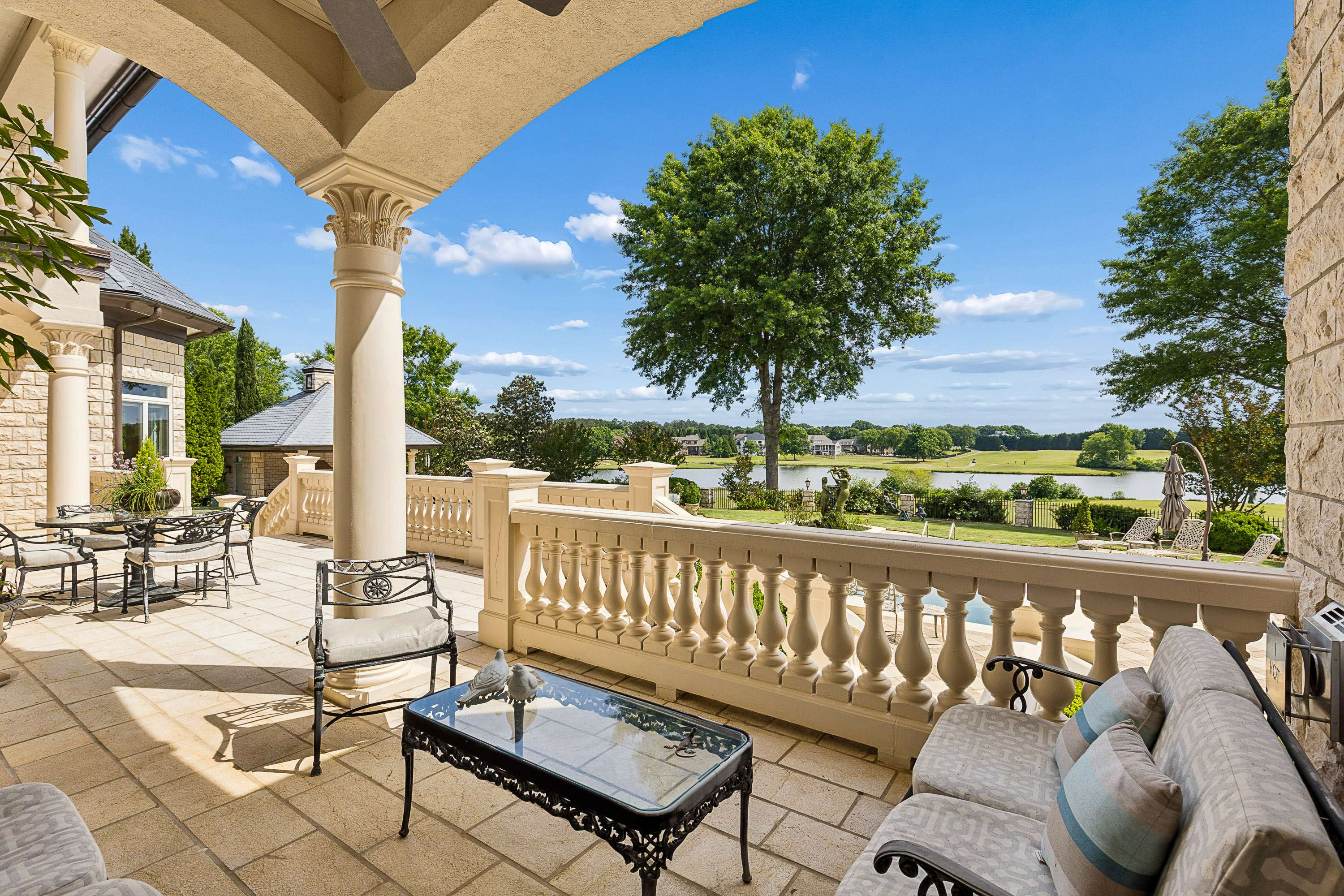  Mediterranean Limestone Estate of Rare Provenance in Whitewater Creek - 物件實景