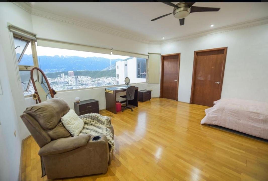 Las Lajas, Monterrey, Nuevo León, 64638, Mexico, 4 Bedrooms Bedrooms, ,5 BathroomsBathrooms,Residential,For Sale,Las Lajas,1444462