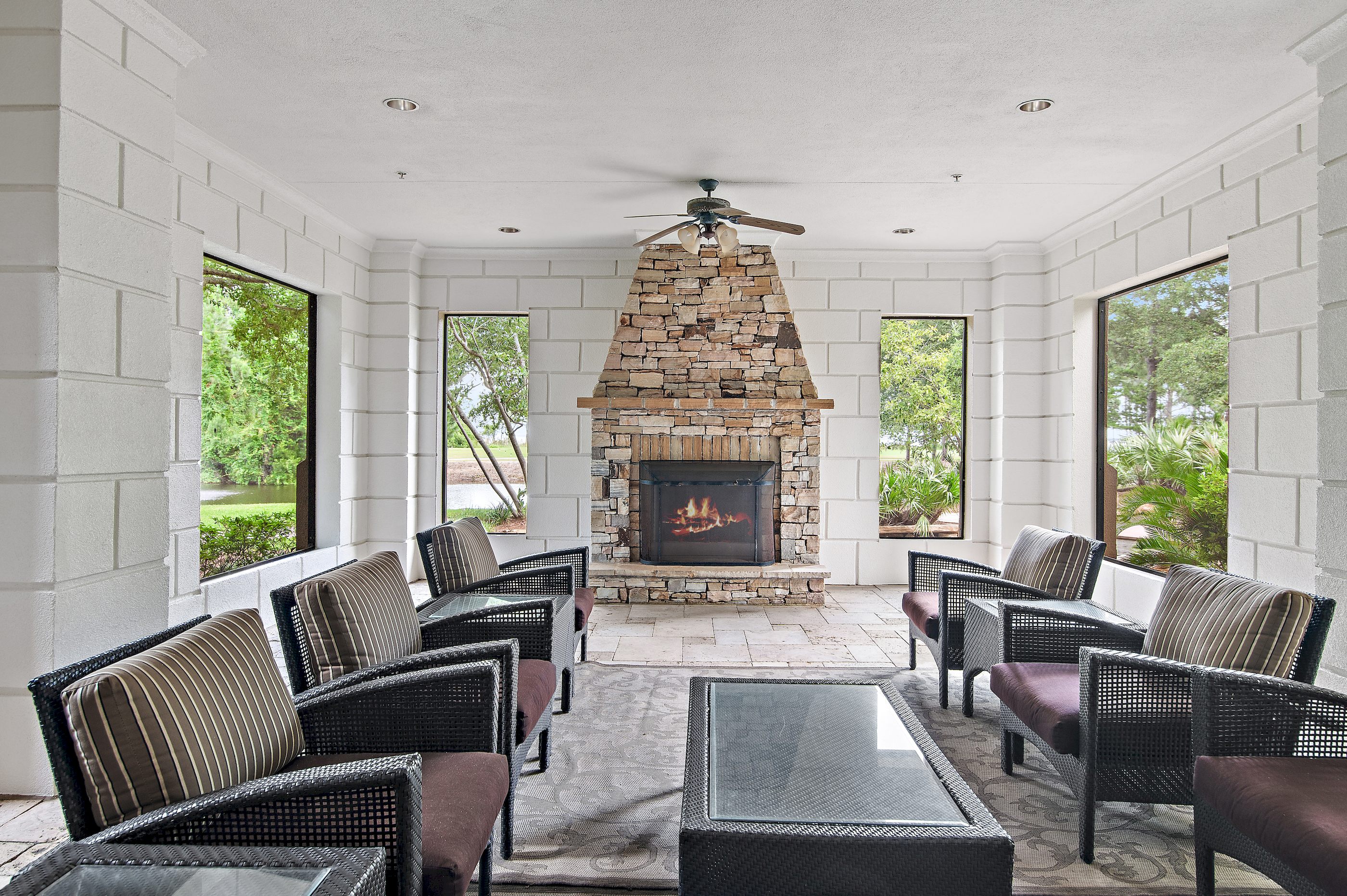  Elevated Living Overlooking The Bay in Destin