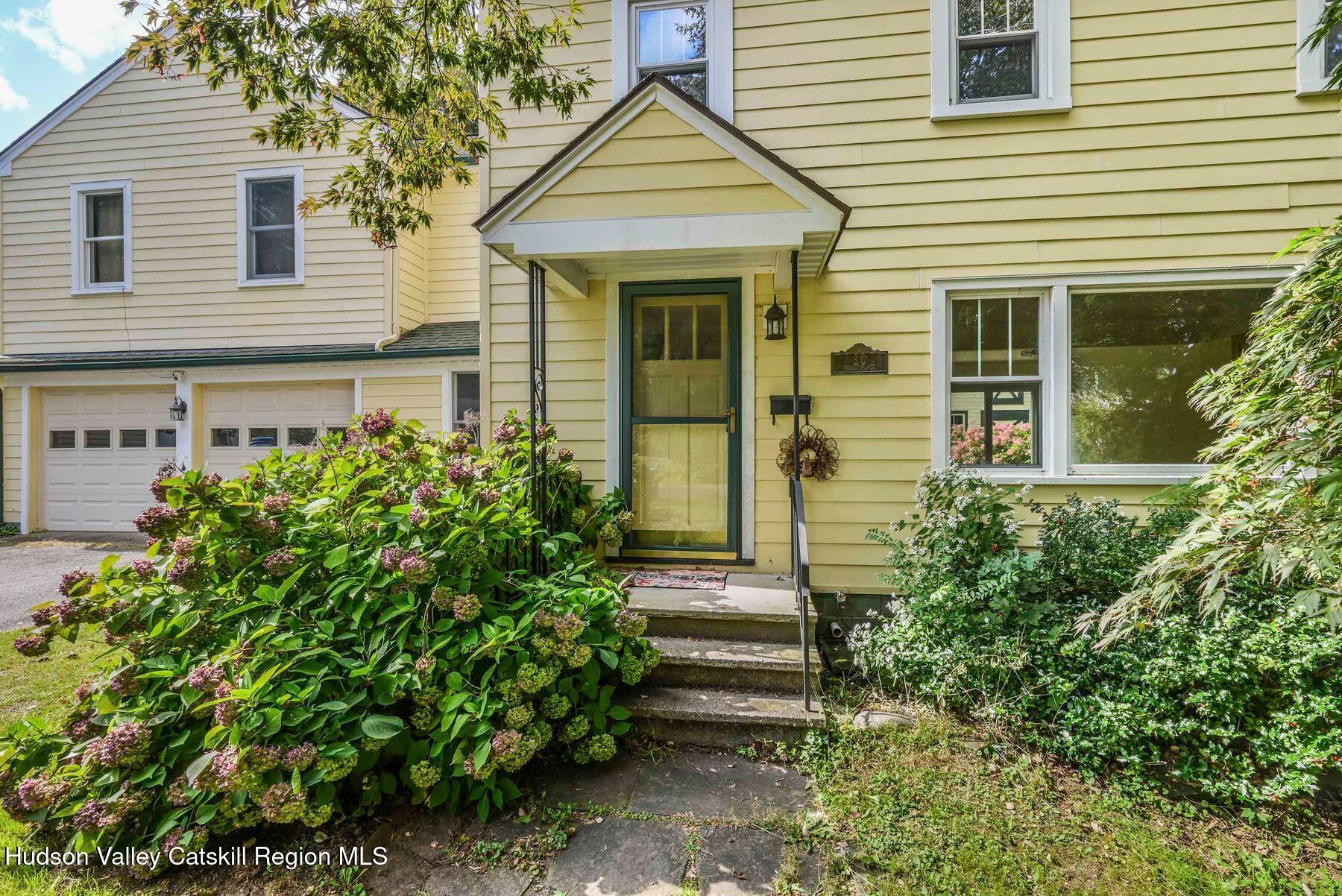 Rhinebeck, New York, 12572, United States, 3 Bedrooms Bedrooms, ,3 BathroomsBathrooms,Residential,For Sale,1776952